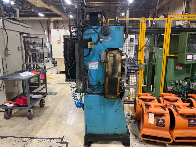 AIR HYDRAULICS INCORPORATED SH400 HYDRAULIC PRESS - undefined
