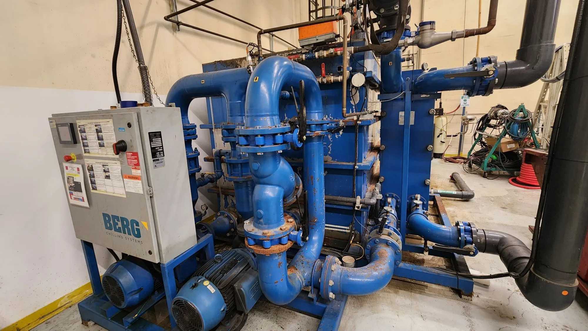 2019 BERG TT-66.5-2(25)-PHE COOLING SYSTEM, 575V, 3PH, 45HP, BAC PT2-0812A-2M1-X TOWER - COOLING EQUIPMENT