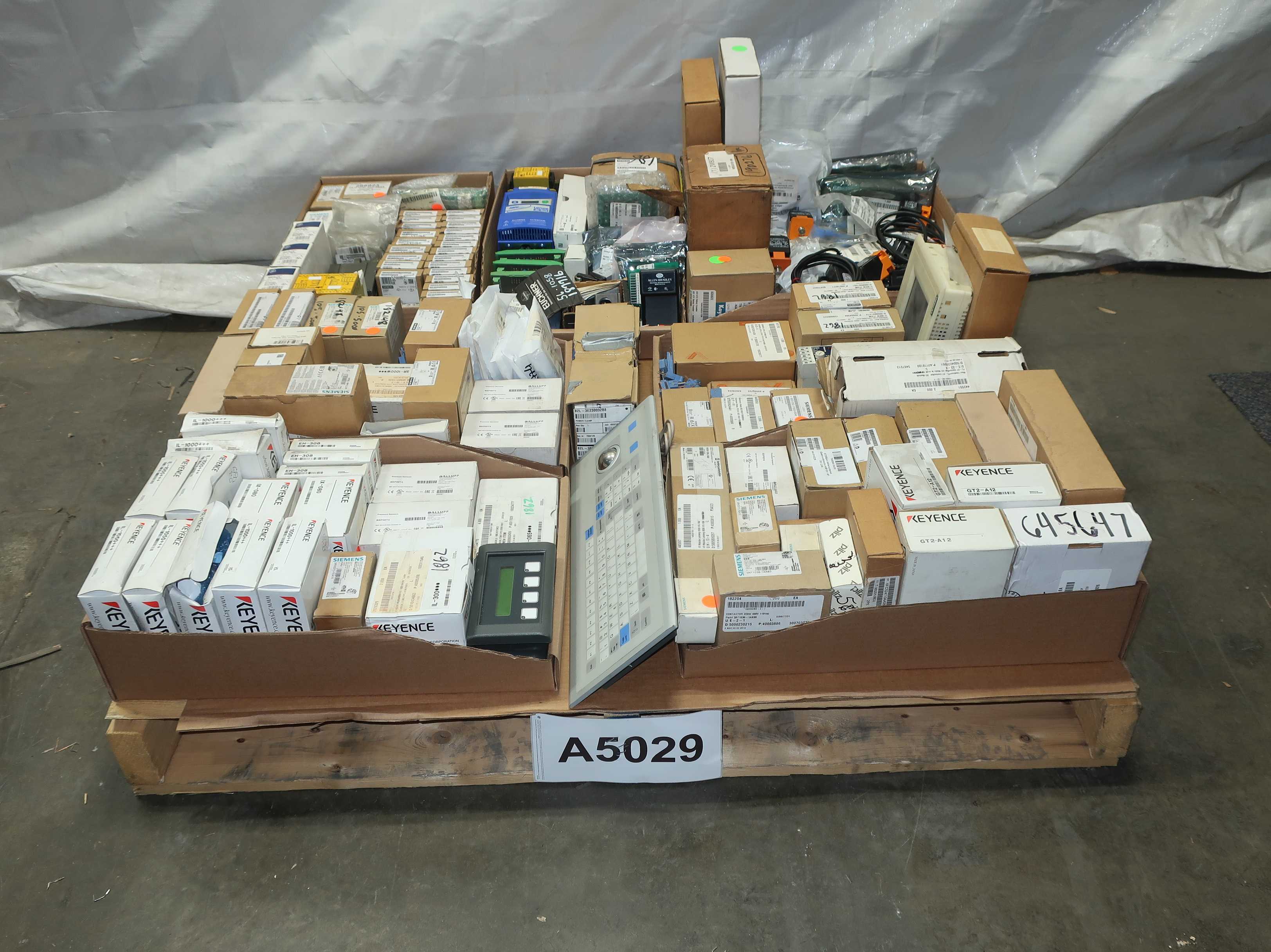 BULK QTY OF ASSORTED AUTOMATION AND CONTROLS - AUTOMATION & CONTROLS
