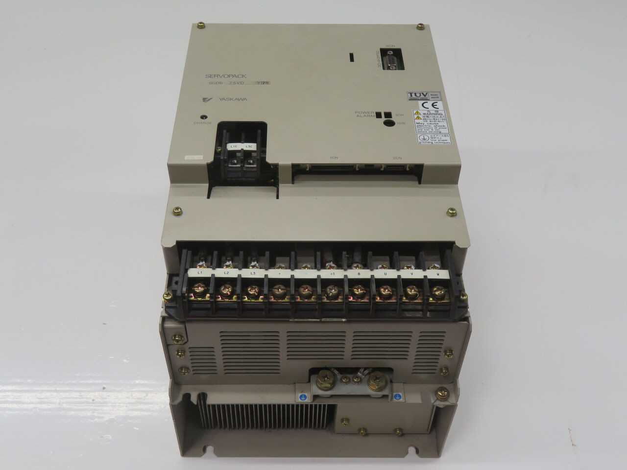 YASKAWA SGDB-75VDY178, OTHER DRIVES, 7.5 KW RATED POWER, 220-230 VAC INPUT, 0-230 VAC OUTPUT - SERVO
