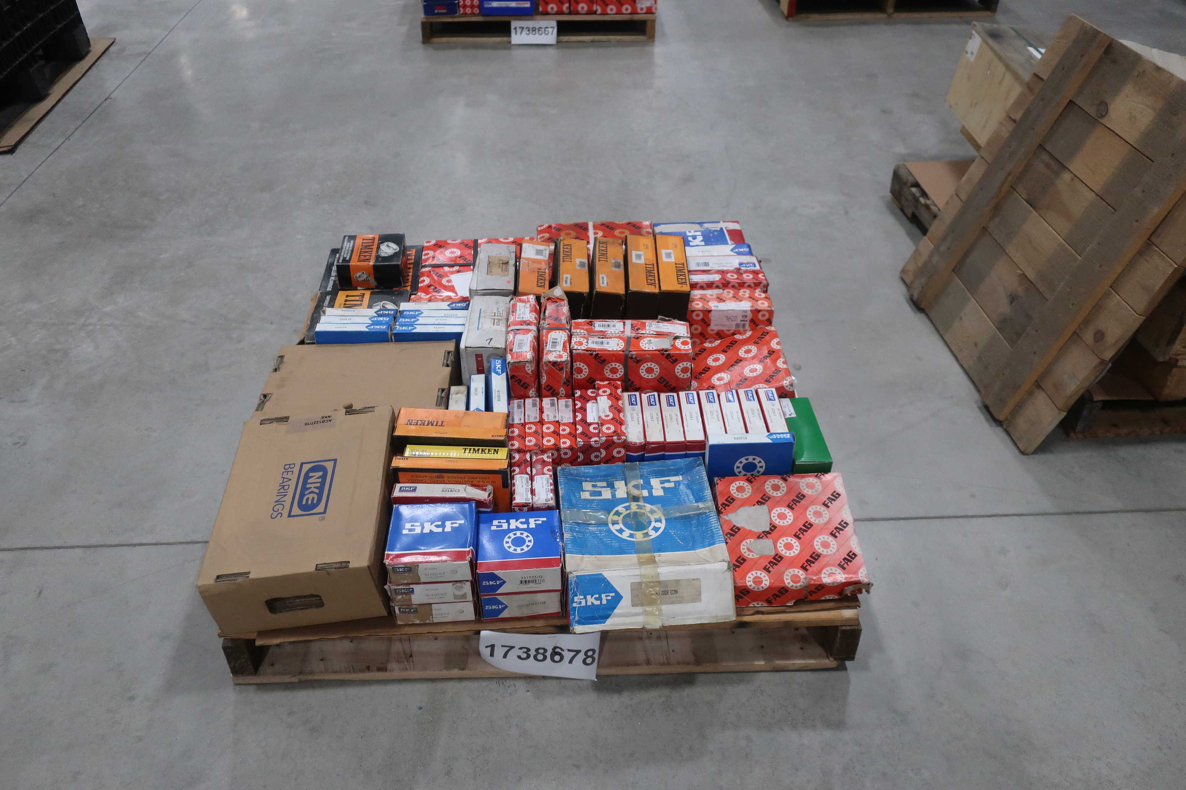 SKU 1738678 - PALLET OF ASSORTED BEARINGS NKE, TIMKEN, SKF, FAG, COOPER, INA - BEARINGS