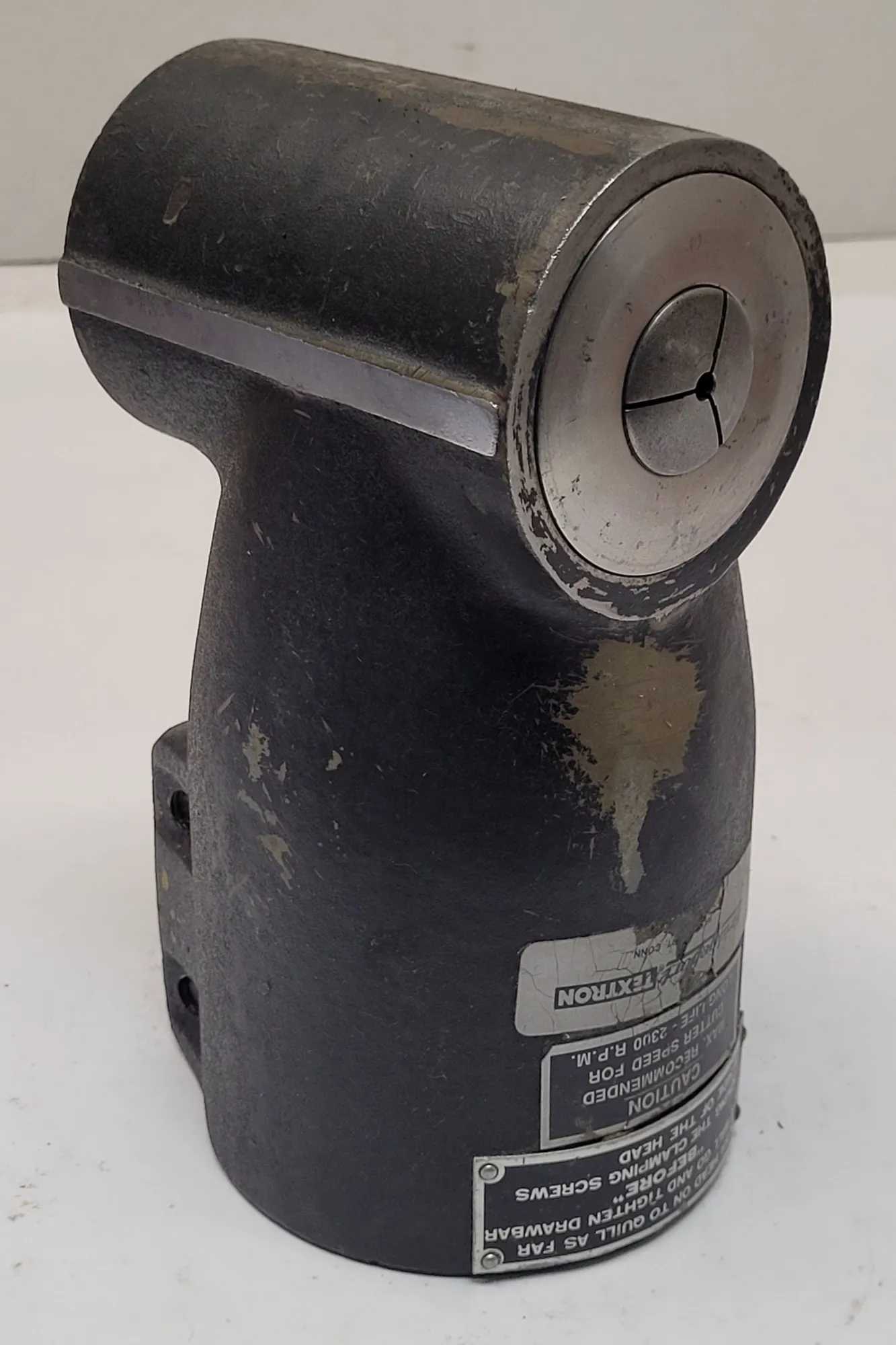 BRIDGEPORT TEXTRON RIGHT ANGLE HEAD, 2300 RPM, 8-1/4" HEIGHT, 3-1/8" OD - MACHINE TOOLING
