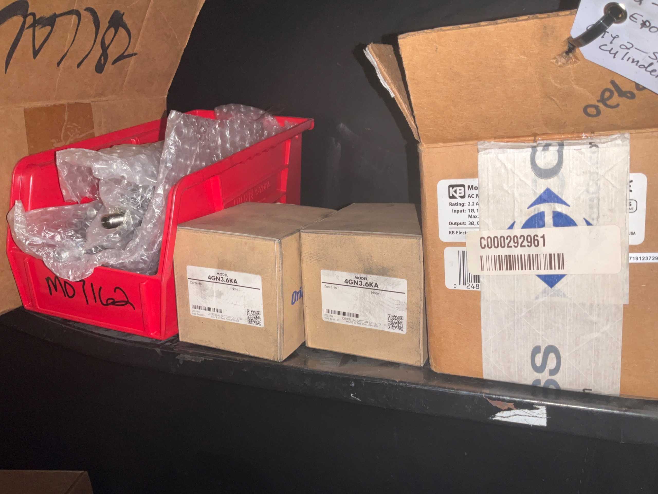 BULK QTY OF INDUSTRIAL PARTS - INDUSTRIAL PARTS