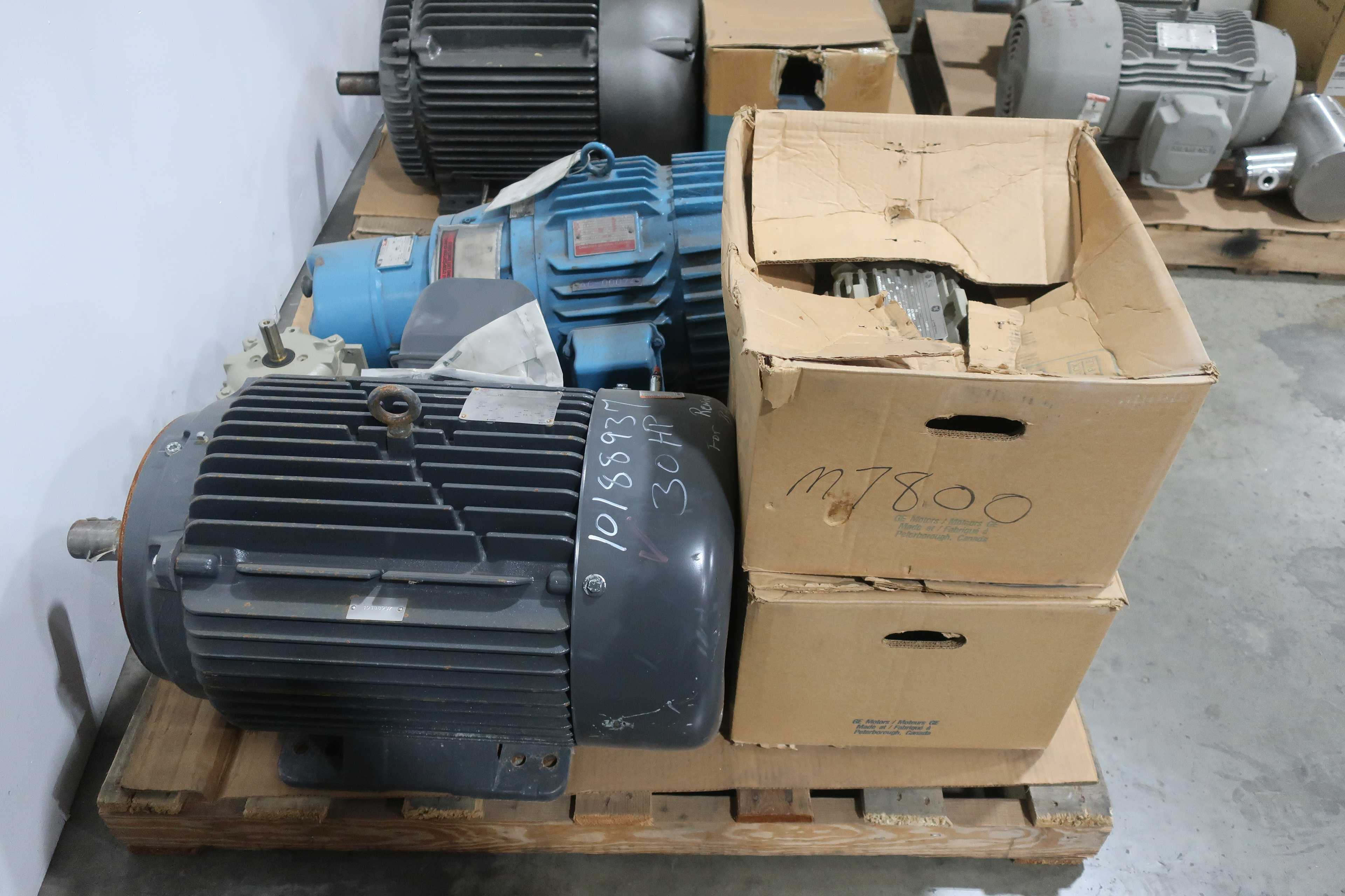 SKU 1735716 - 4 PALLETS OF ASSORTED AC MOTORS - AC MOTOR
