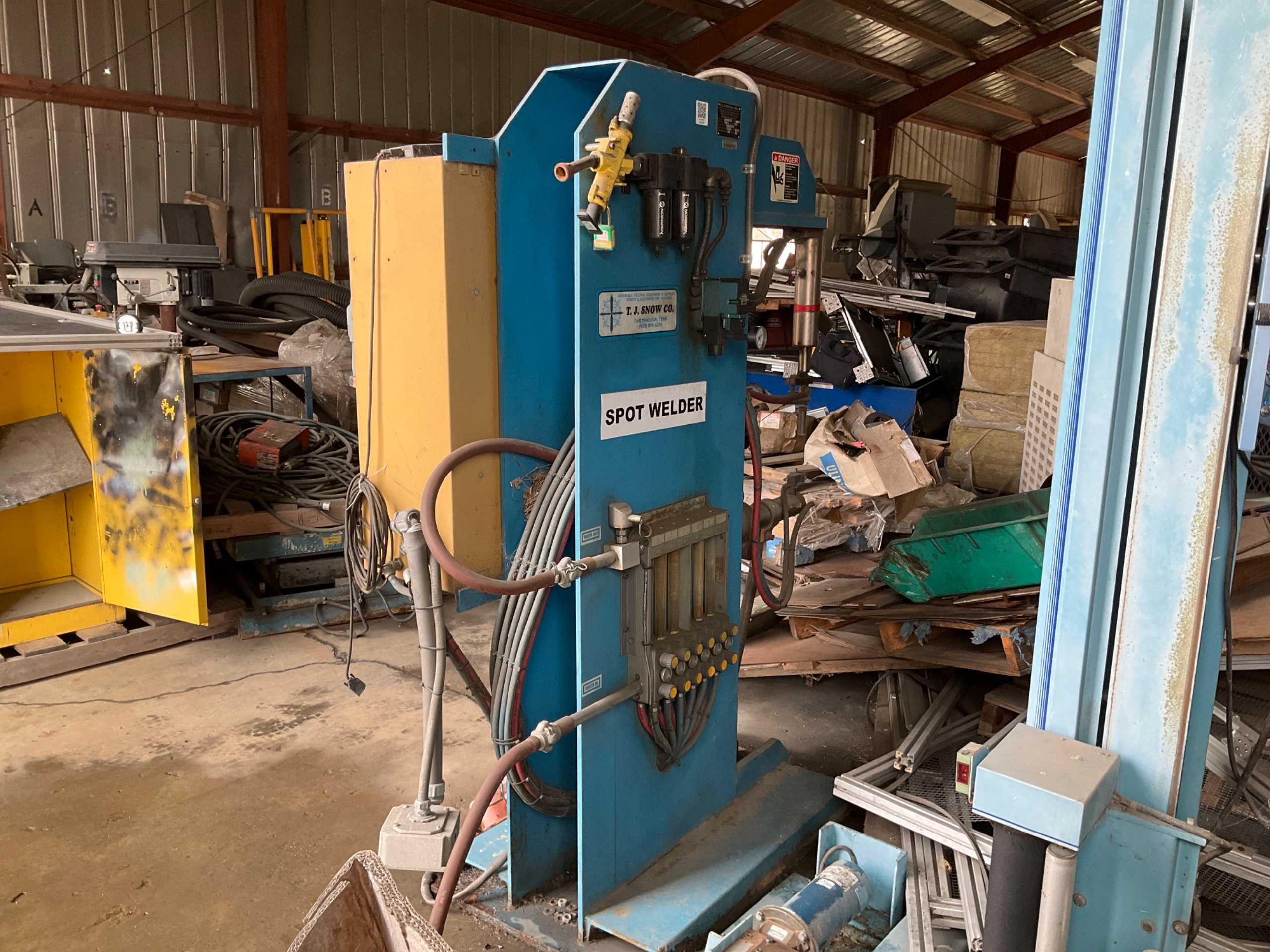 TJ SNOW CO WELDER - ARC WELDERS
