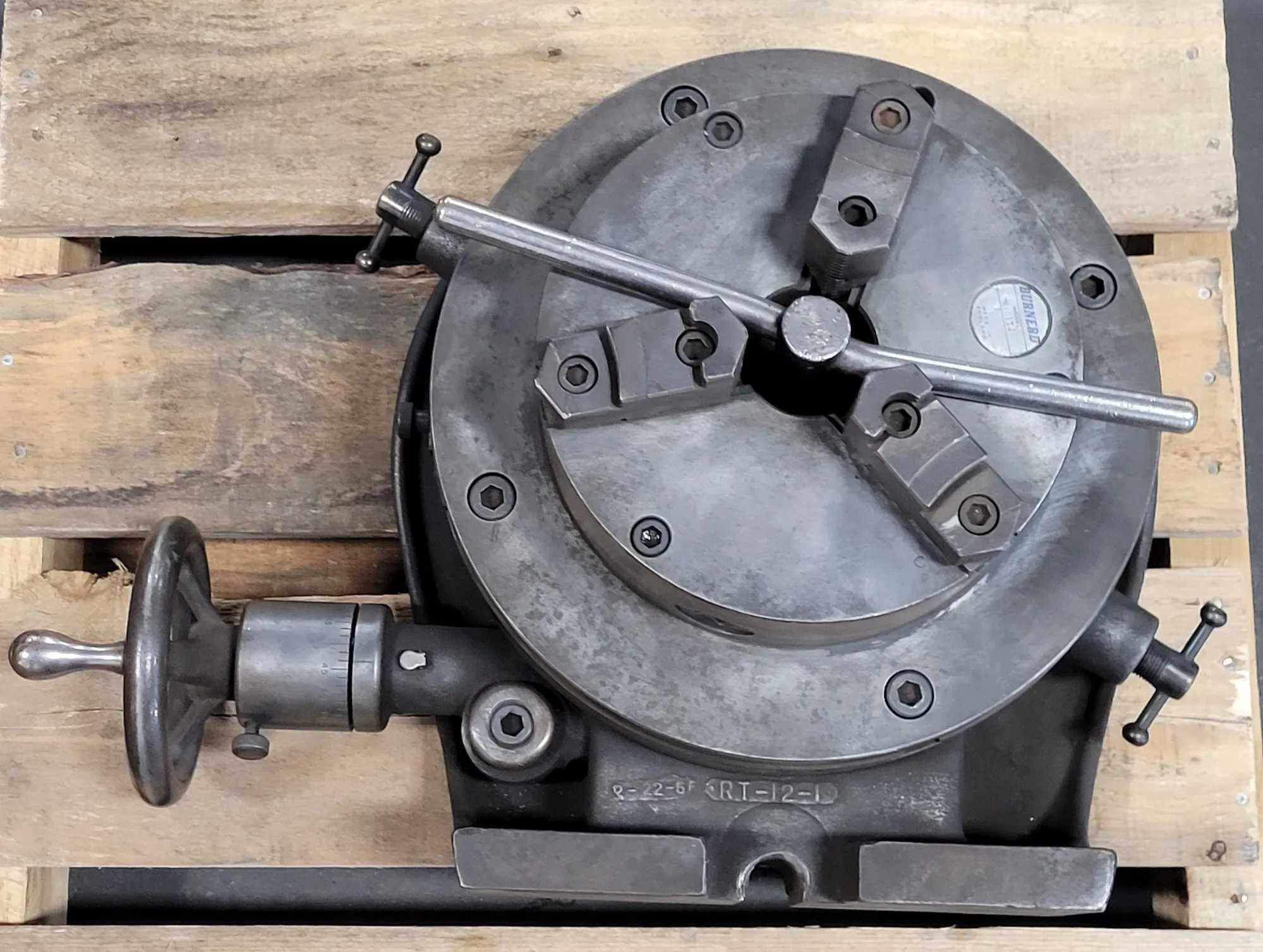 UNIVERSAL VISE AND TOOL CO HORIZONTAL/VERTICAL ROTARY TABLE, 8" PRATT BURNERD 3-JAW CHUCK - MACHINING TOOLING & PARTS