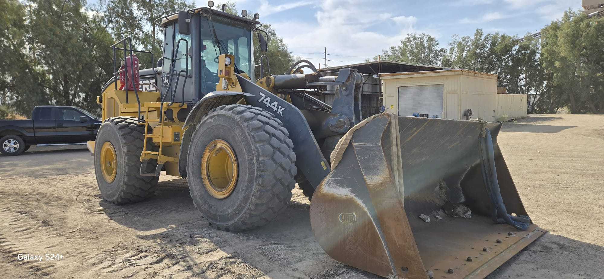 2012 JOHN DEERE 744K WHEEL LOADER - WHEEL LOADERS