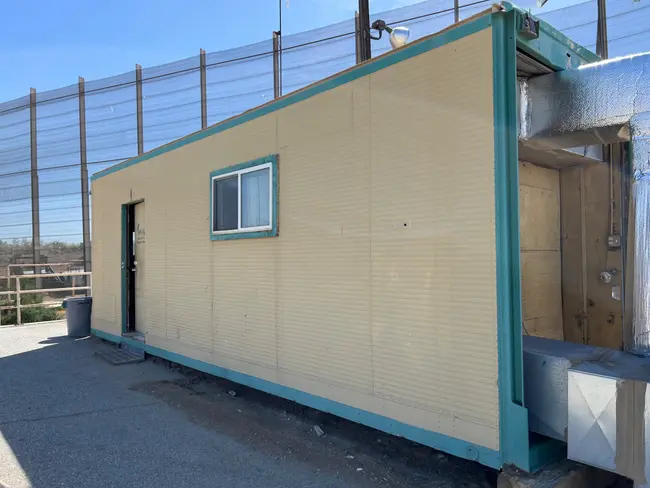 25' TRAILER WITH AC UNIT - undefined