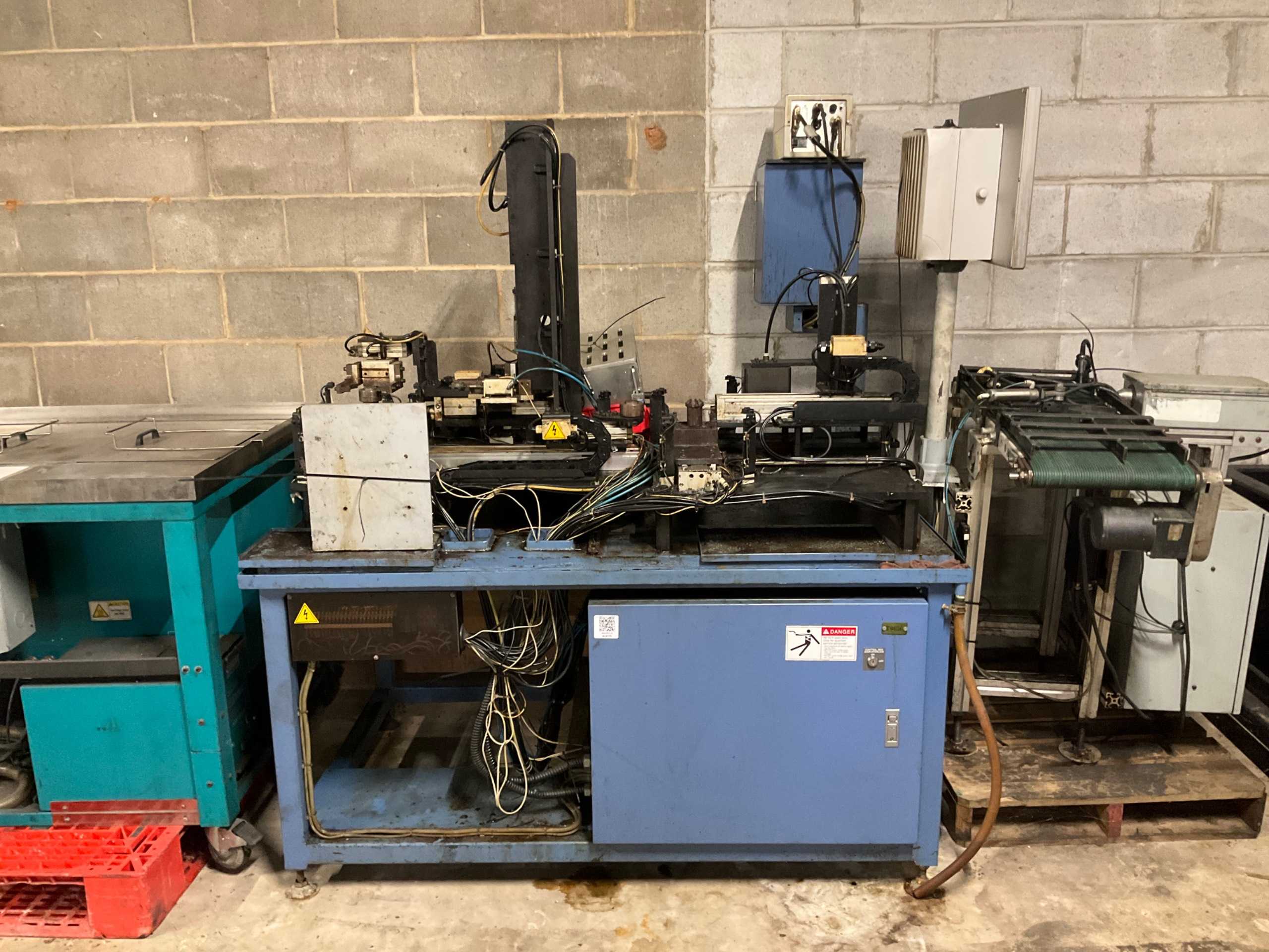TOKYO SEIMITSU INSPECTION MACHINE - INSPECTION & MEASUREMENT