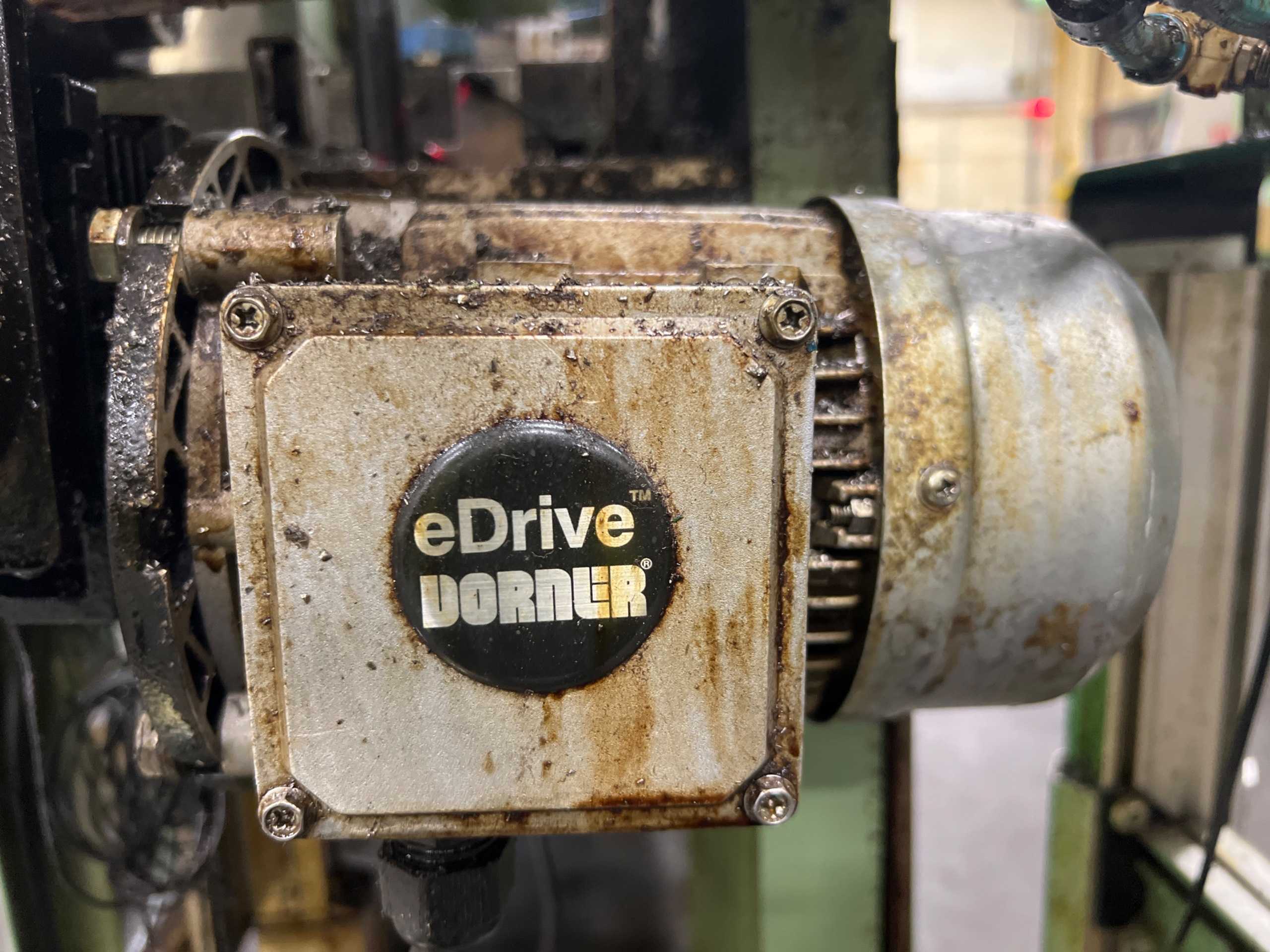 DORNER ADJUSTABLE POWERED BELT CONVEYOR - BELT CONVEYOR