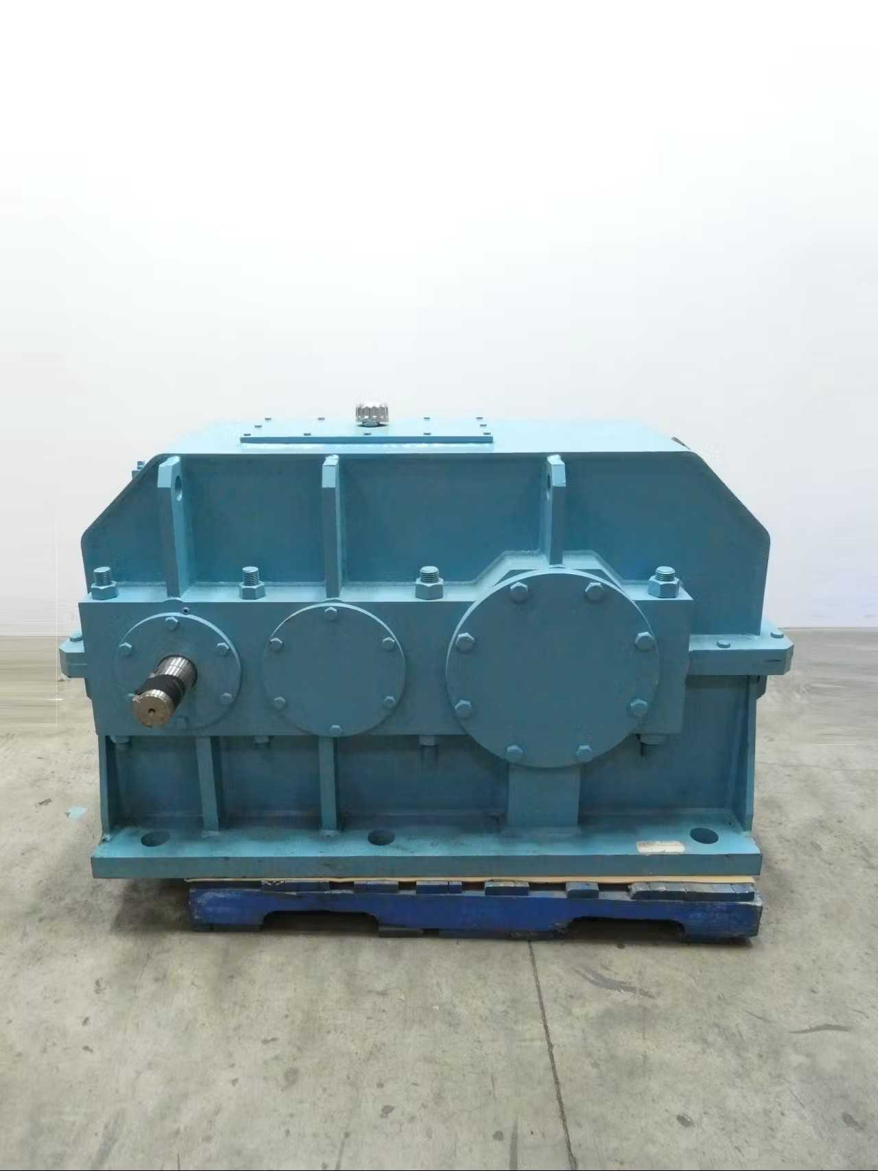 SKU 1761420 - IDC THE BIG UNIT 2-3/4IN 7IN 20:1 ENCLOSED GEAR DRIVE - GEAR REDUCERS