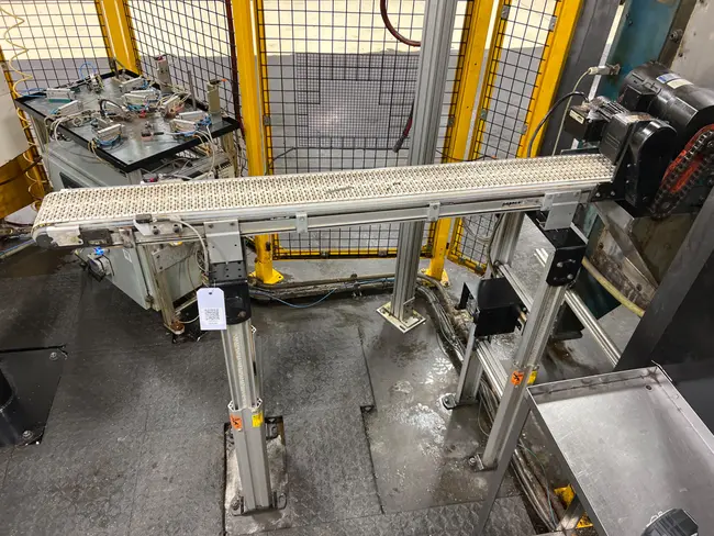 DORNER ADJUSTABLE POWERED BELT CONVEYOR - undefined