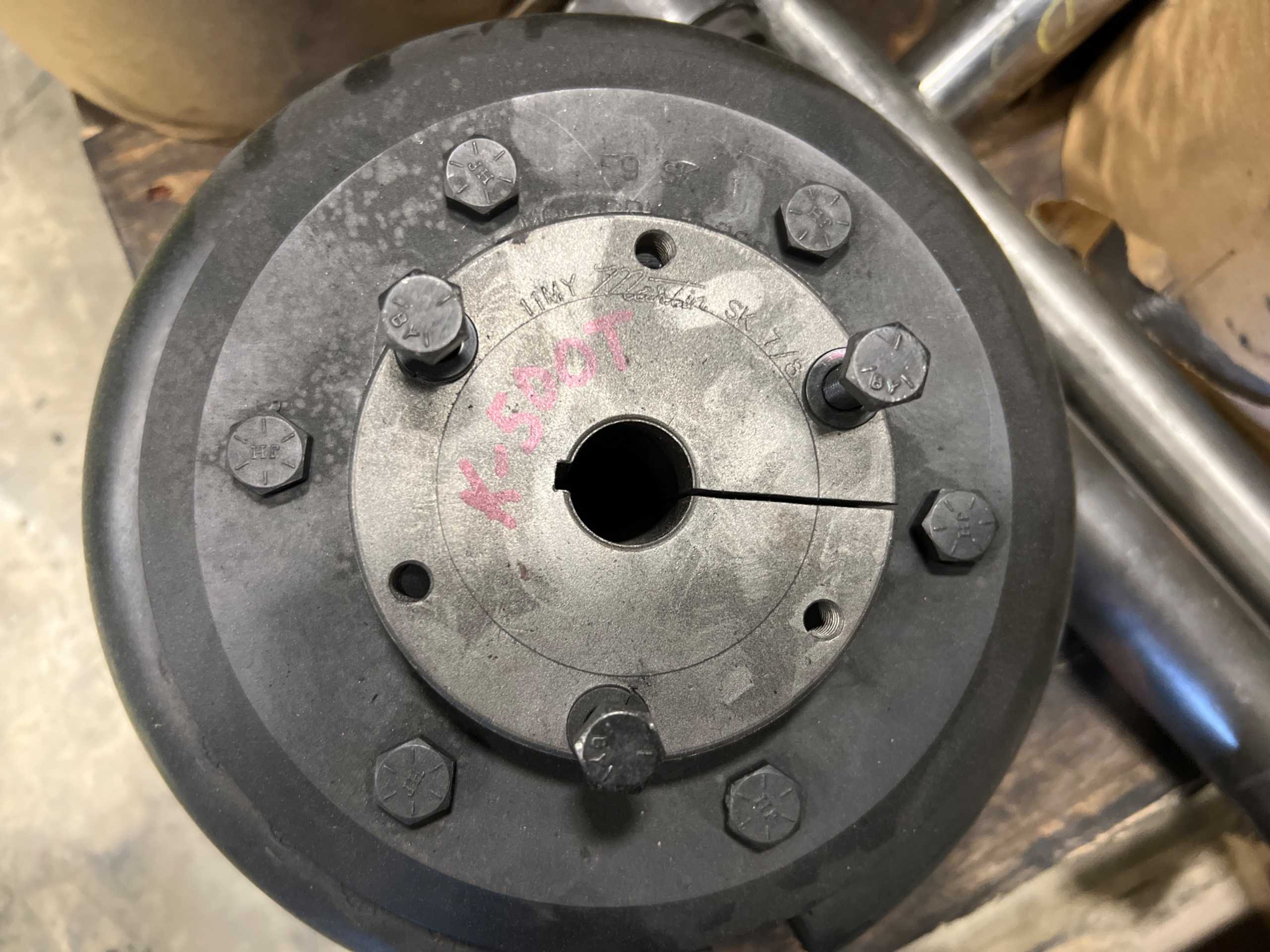 BULK QTY OF INDUSTRIAL PARTS - INDUSTRIAL PARTS