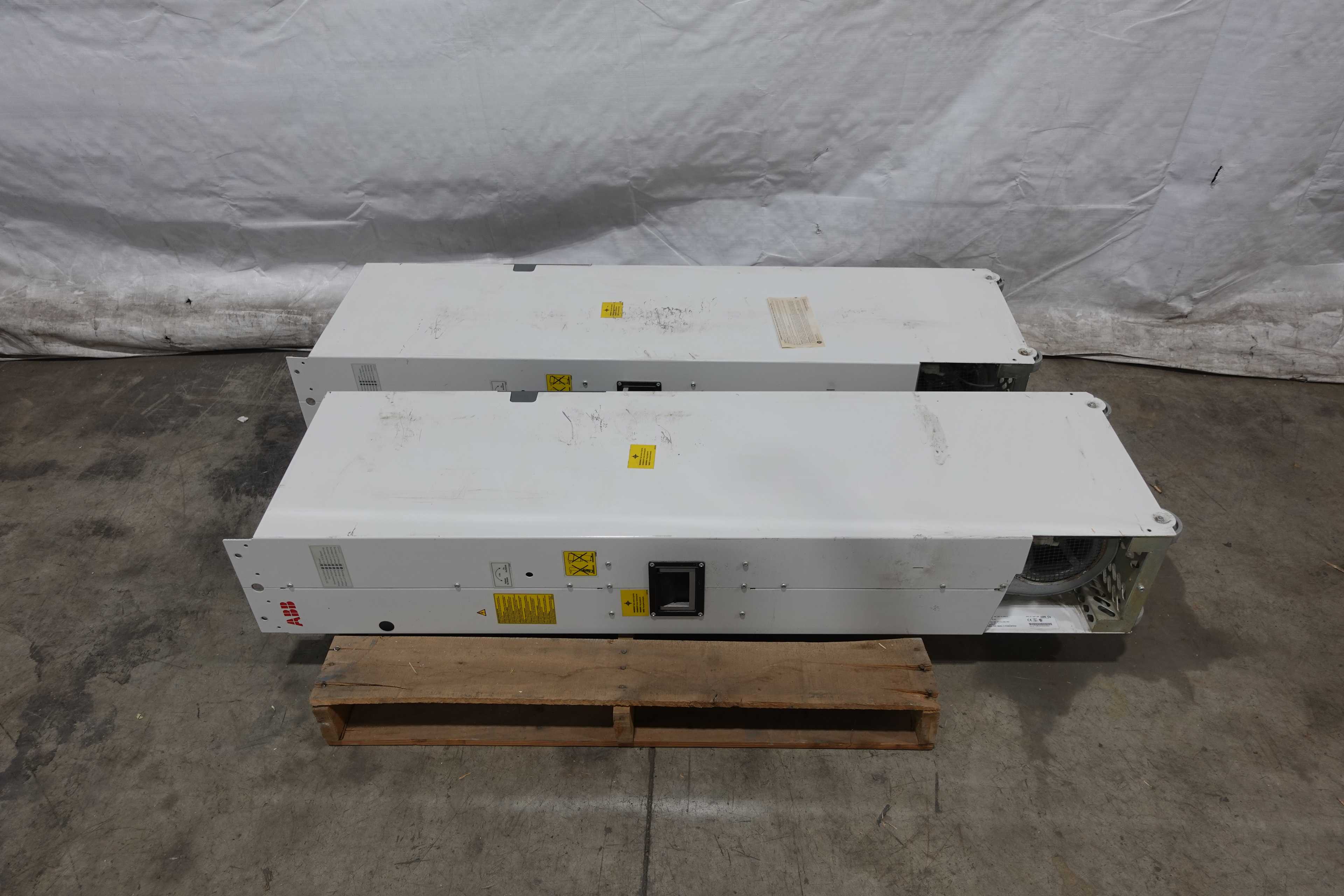 LOT OF 2 ABB ACS800-704-0640-7+F250+0F253 MULTIDRIVE RECTIFIER - AUTOMATION & CONTROLS