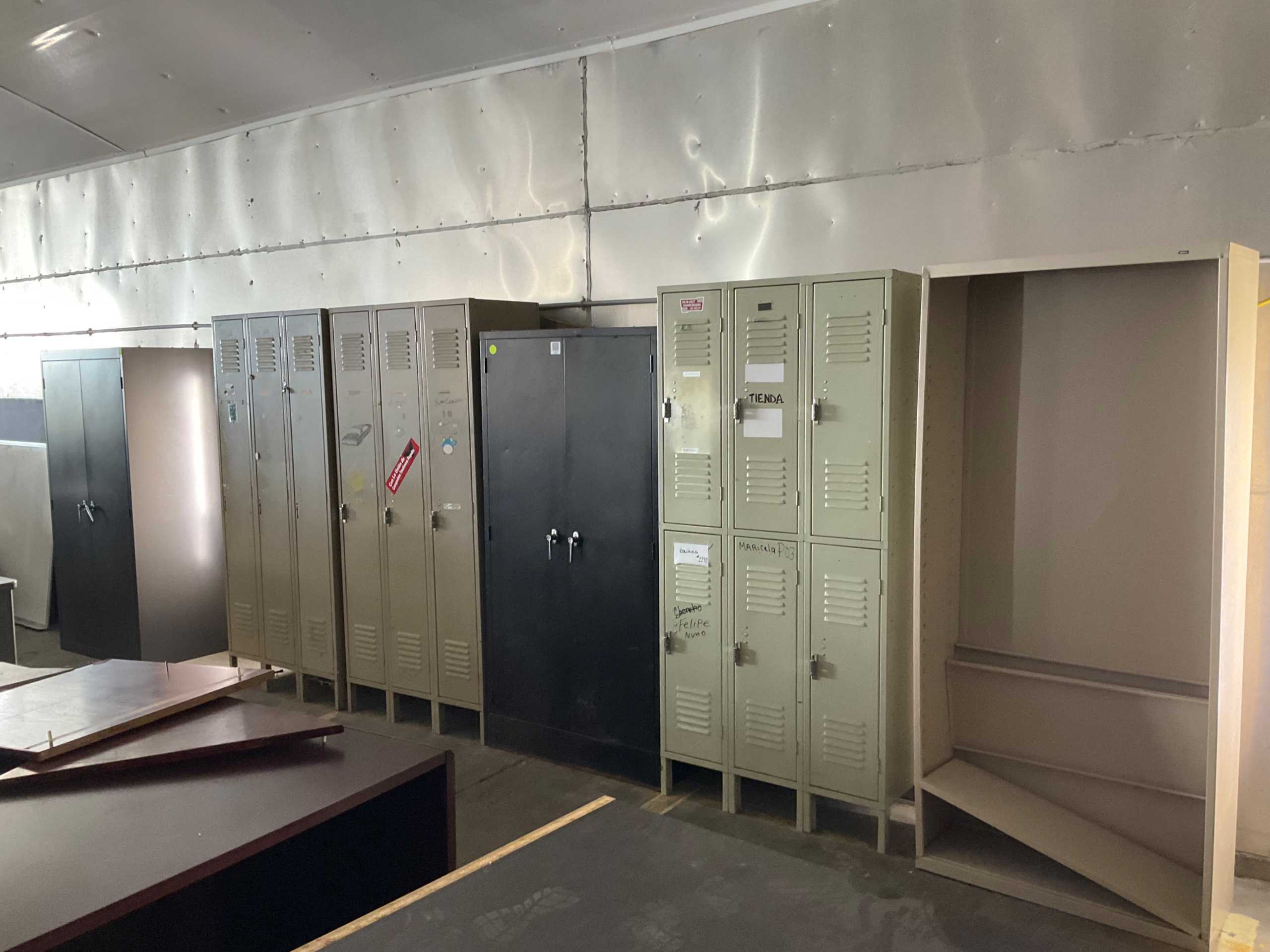 QTY 6: STORAGE UNIT - STORAGE CABINET