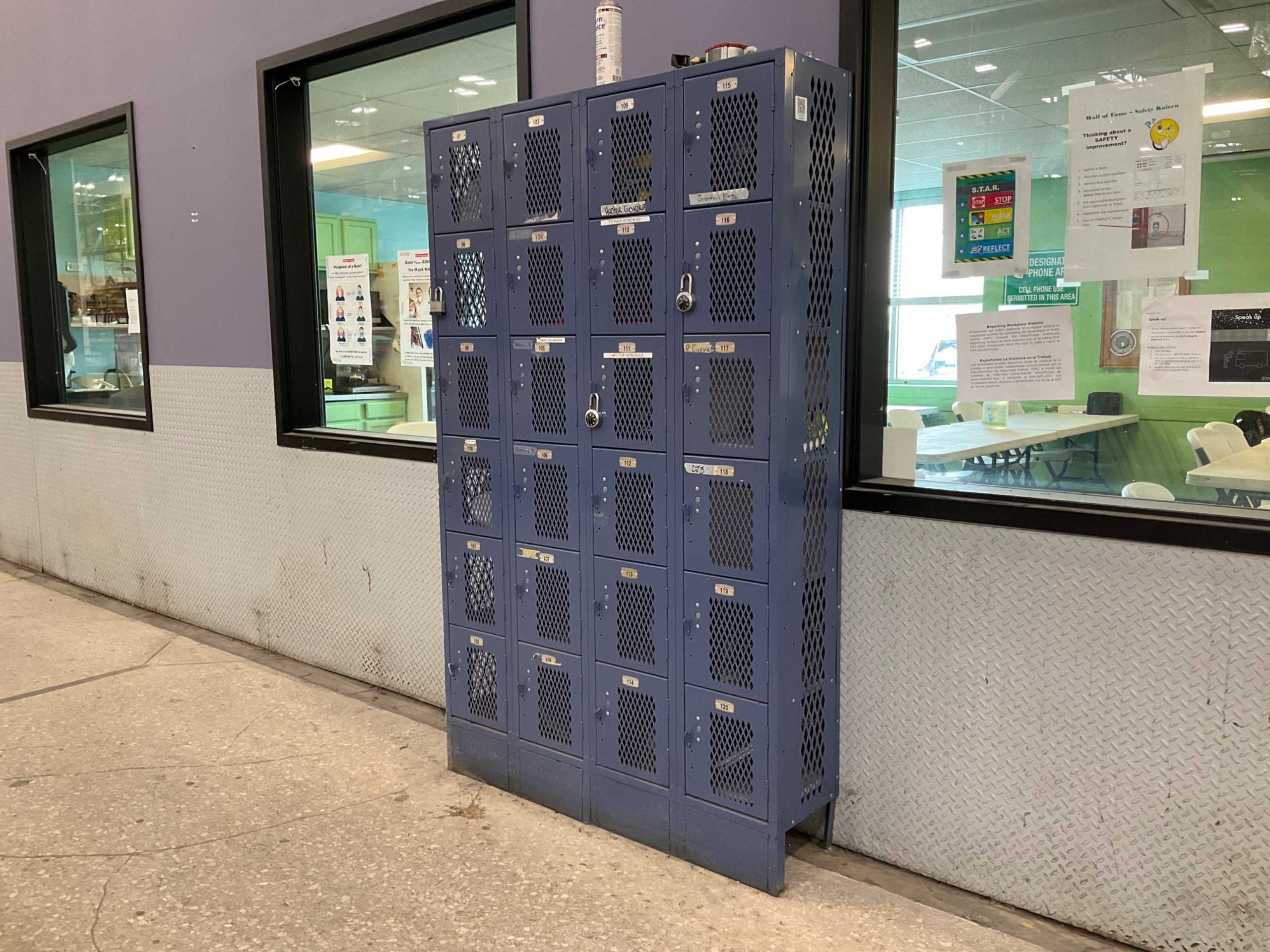REPUBLIC STORAGE SYSTEMS CO. LOCKER CABINET - FREE STANDING STORAGE CABINET REPUBLIC STORAGE SYSTEMS CO. LOCKER CABINET - FREE STANDING STORAGE CABINET