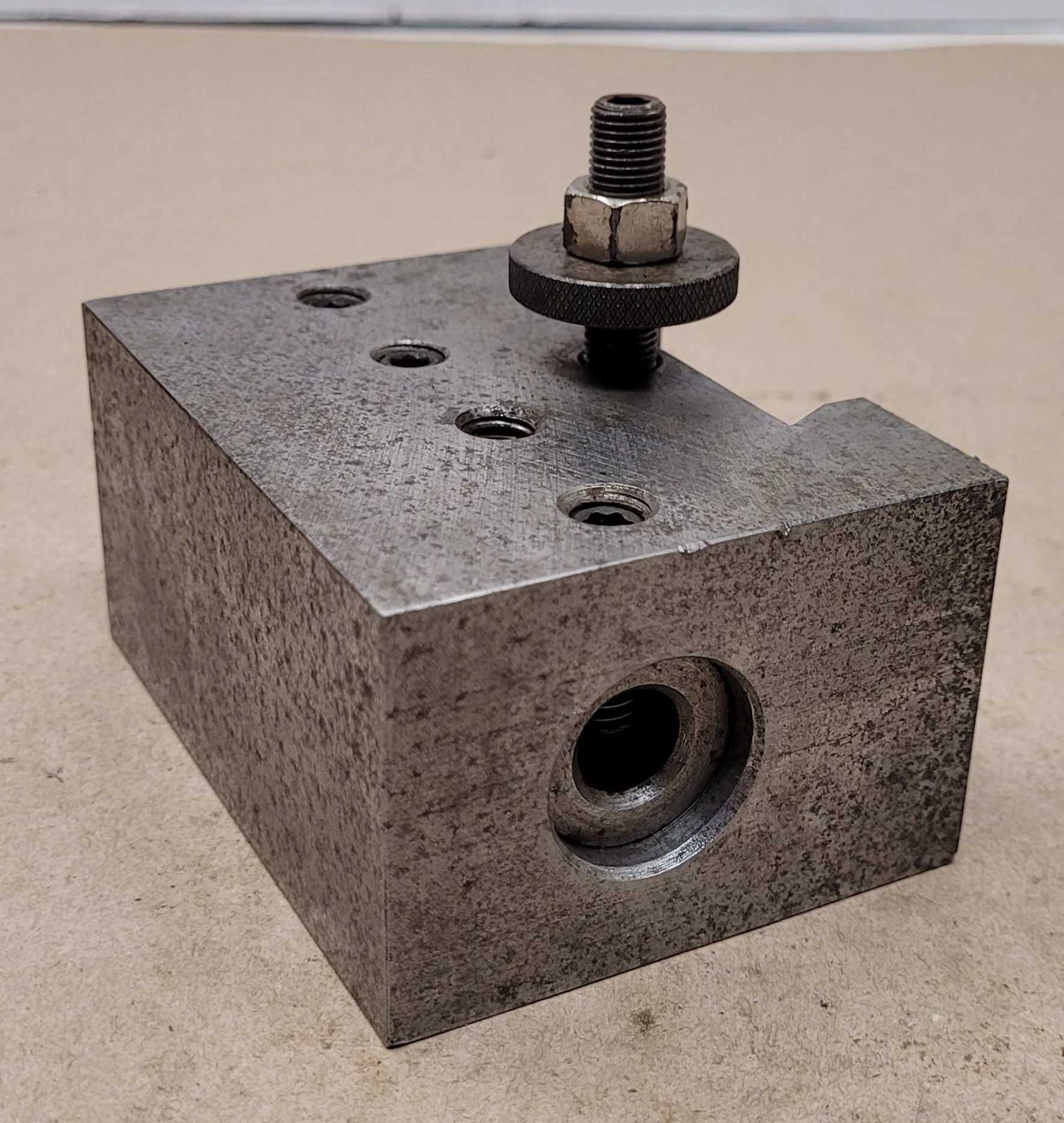 LATHE TOOLING, QC BORING BAR HOLDER, 1IN BORE, 2H X 3L X 4W, 2-1/4IN WEDGE, 1/2IN BUSHING - MACHINE TOOLING