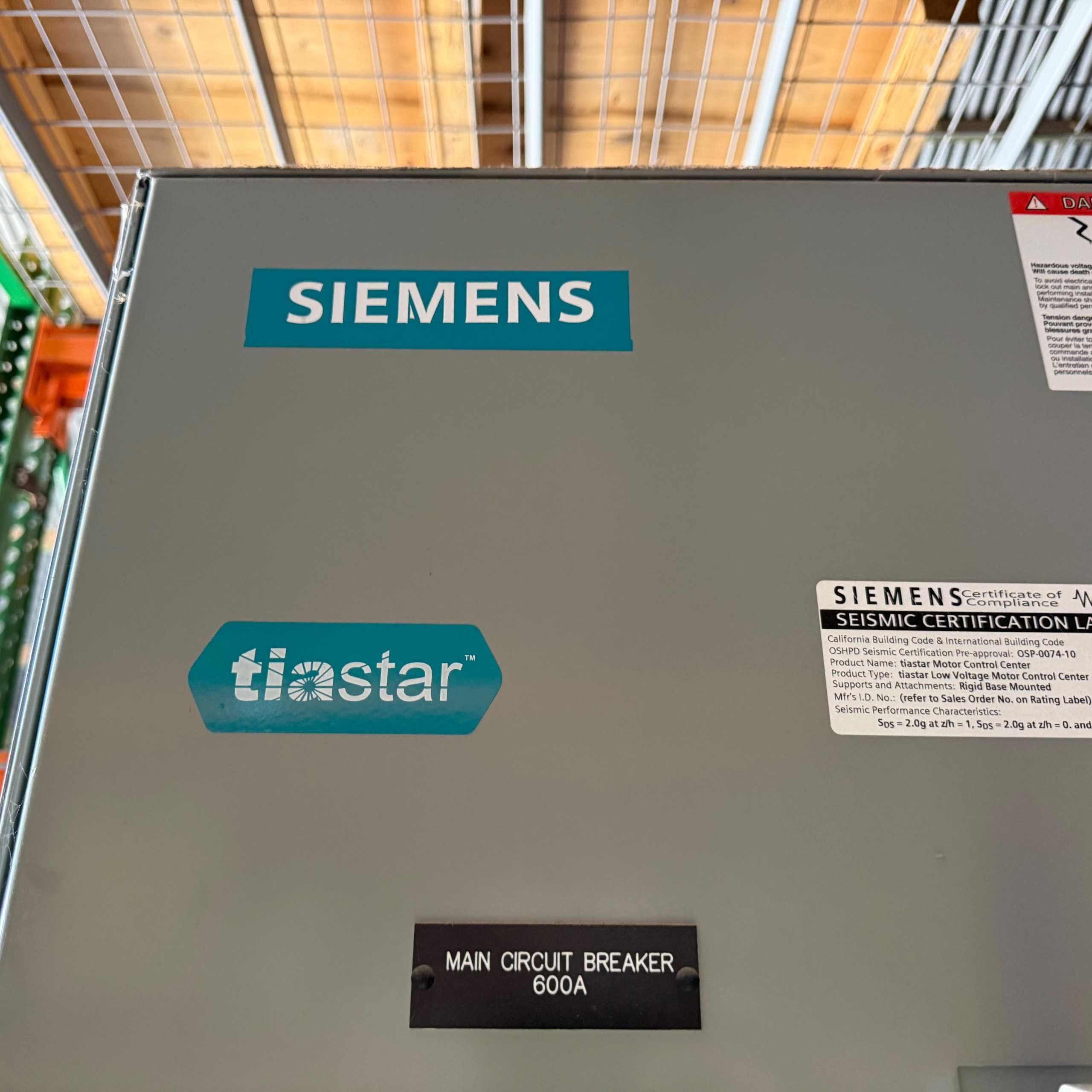 BULK QTY OF SIEMENS TIASTAR LOW VOLTAGE MCC - MOTOR CONTROL CENTERS