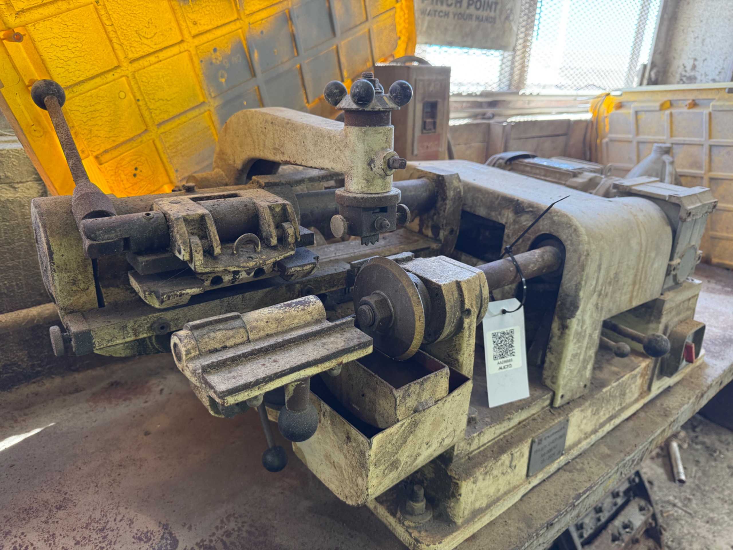 PUTSCH BEET SLICER BLADE SHARPENING MACHINE - TOOLS