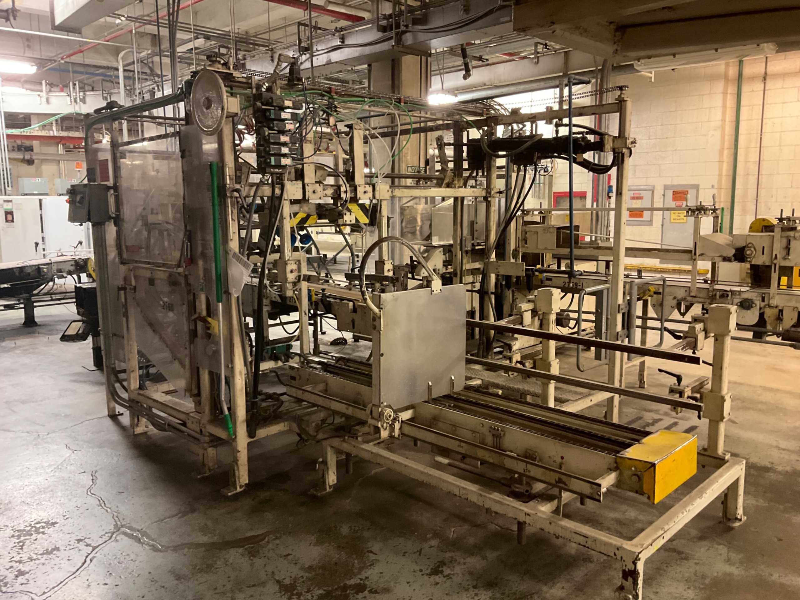 SURE-WAY R 101 CASE ERECTOR - PACKAGING