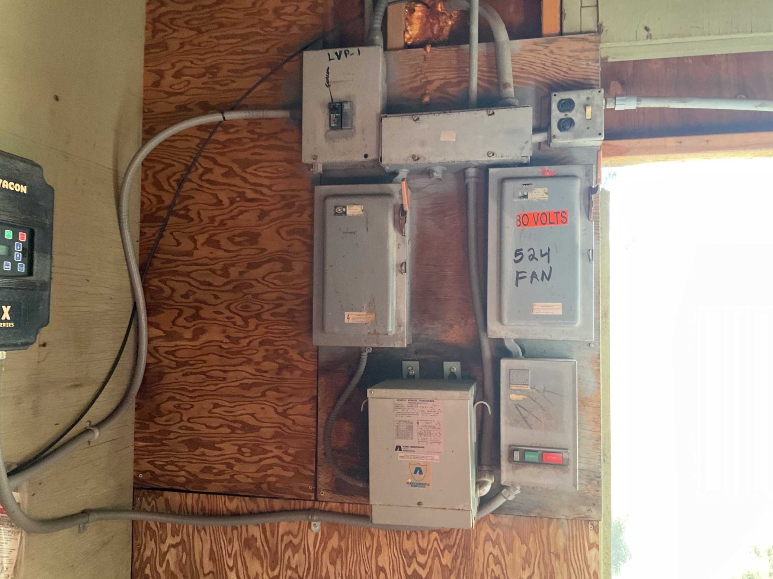 BULK QTY OF AUTOMATION & CONTROLS - AUTOMATION & CONTROLS