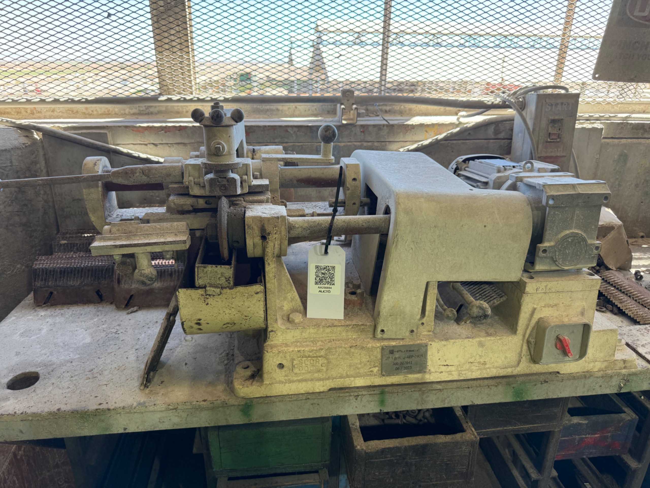 PUTSCH BEET SLICER BLADE SHARPENING MACHINE - TOOLS