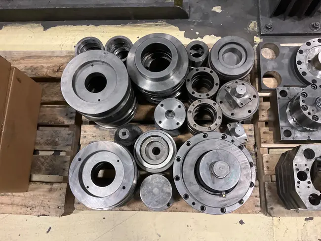 BULK QTY OF DAEWHA PRESS PARTS - undefined