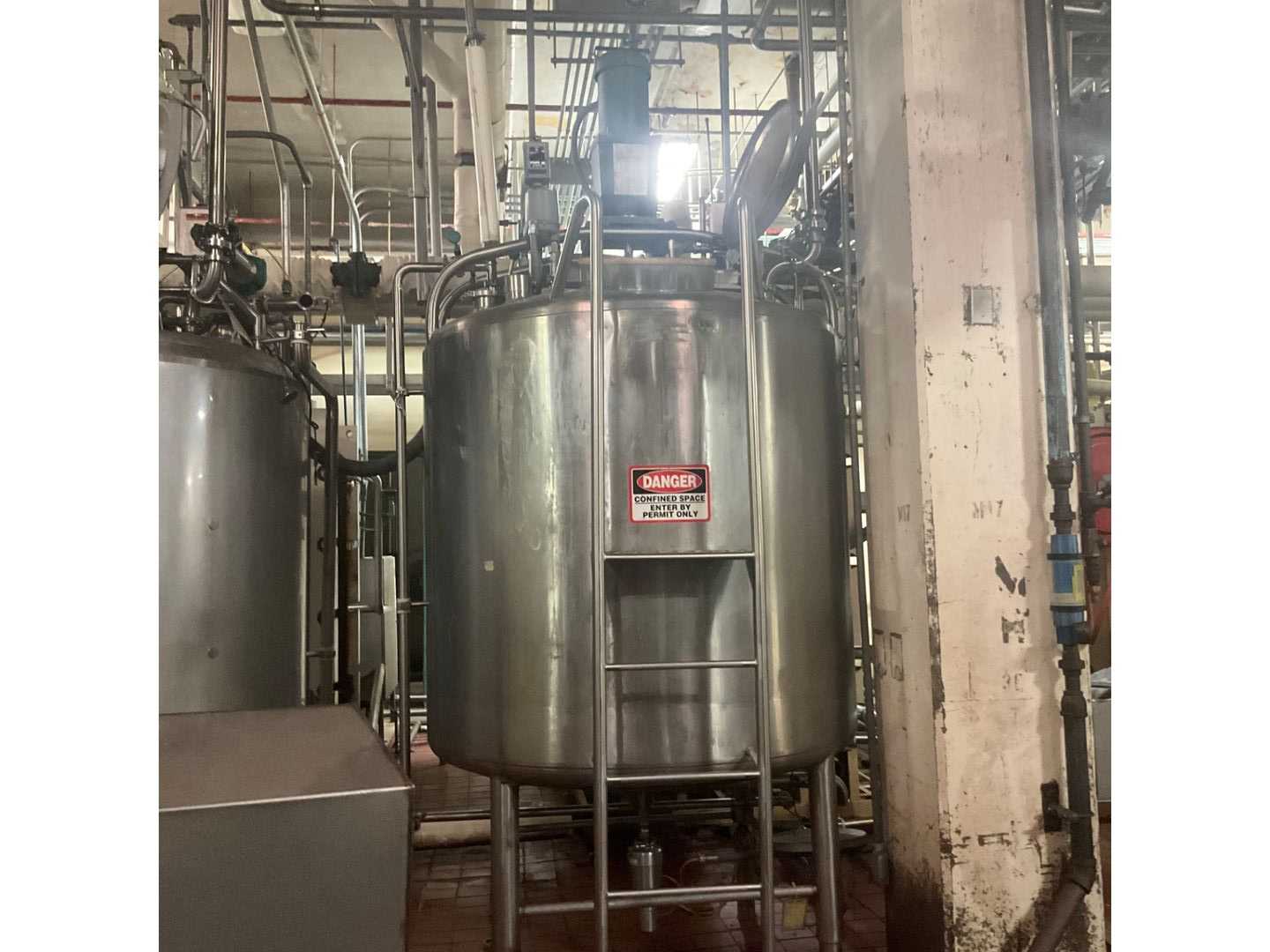 1977 LETSCH CORPORATION MIX TANK - MIXERS