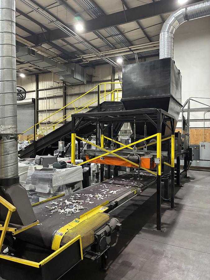 1998 SSI SHREDDING SYSTEMS 2400E DOUBLE SHAFT 200 HP - MECHANICAL PARTS