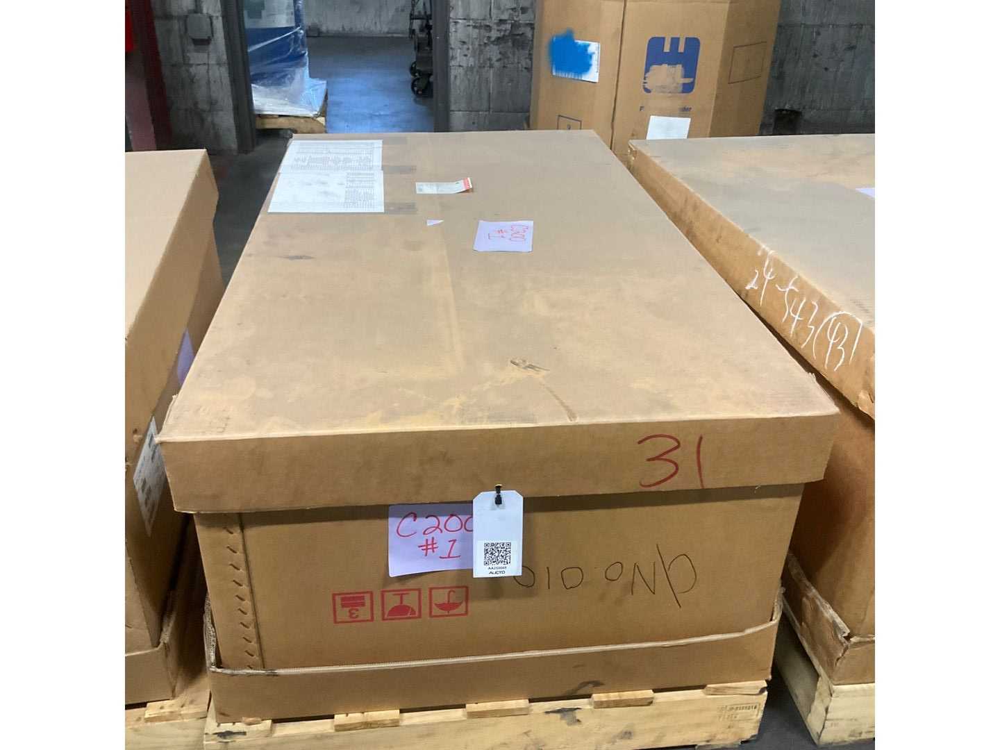 BULK QTY OF PRESS PARTS - PRESS BRAKE TOOLING