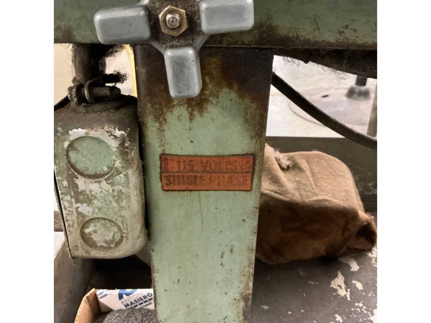 W.F. WELLS AND SONS, INC HORIZONTAL BAND SAW - HORIZONTAL BAND SAW