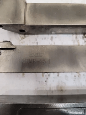 LOT OF 3 TOOL HOLDERS: ISCAR MVJNR 16-3, GHMR 25.4, AND KENNAMETAL NEL-205D - MACHINE TOOLING