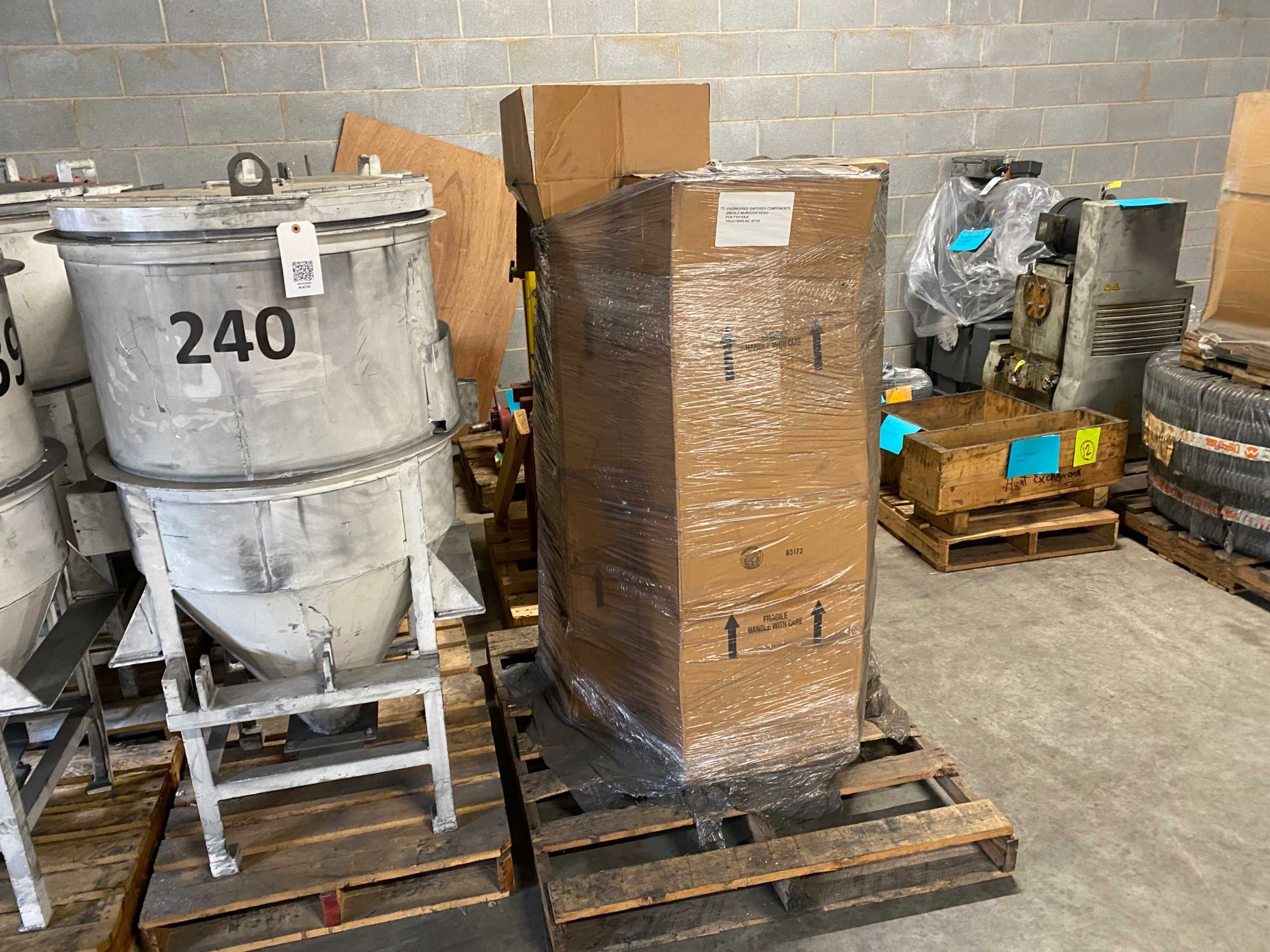 BULK QTY OF DUST COLLECTOR FILTERS - AIR FILTRATION