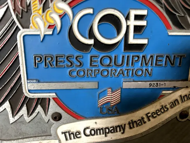 VERSON S2-300-96-54T 300TON MECHANICAL PRESS - undefined