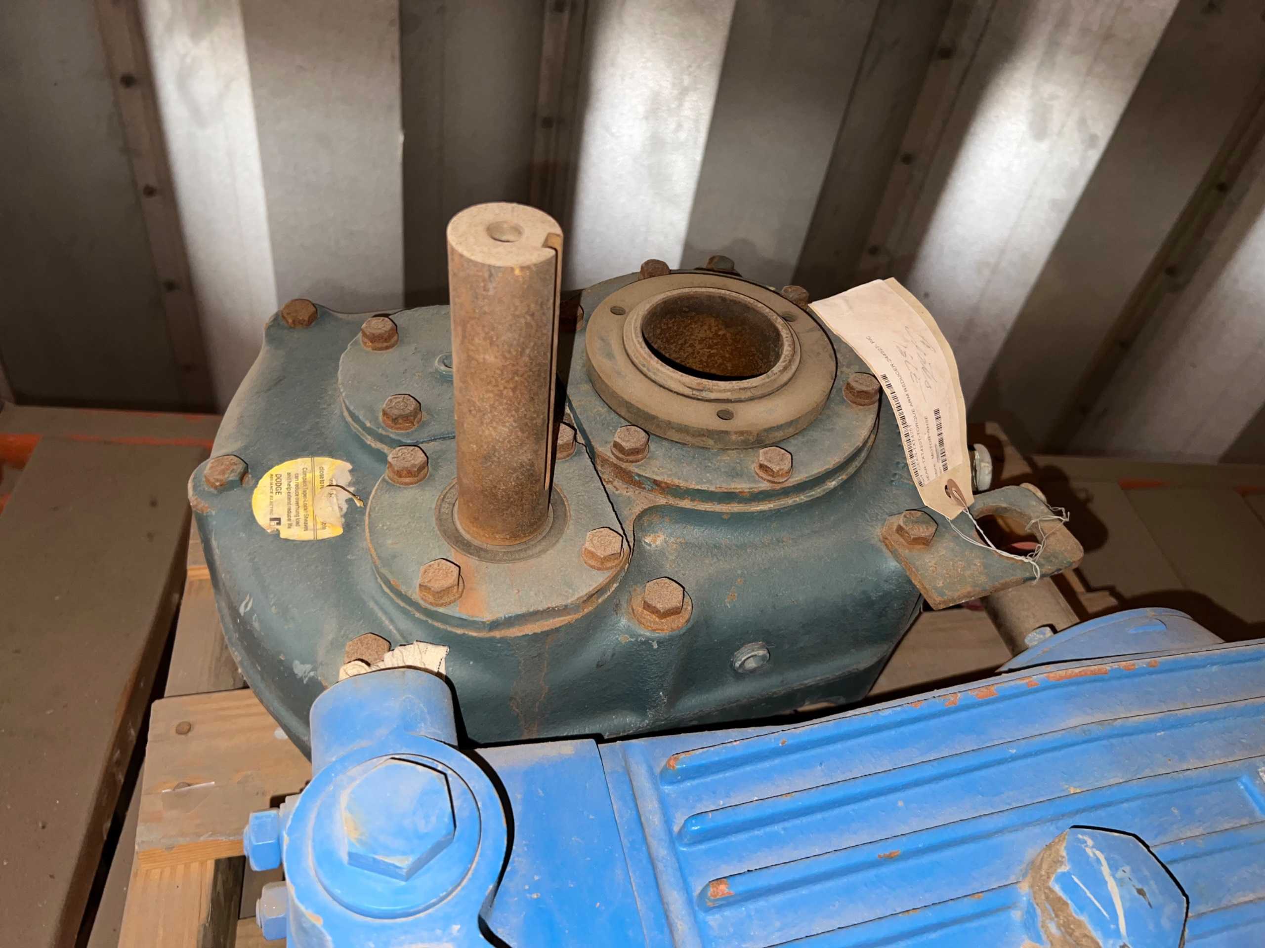QTY 2: PUMP & SPEED REDUCER - POWER TRANSMISSION