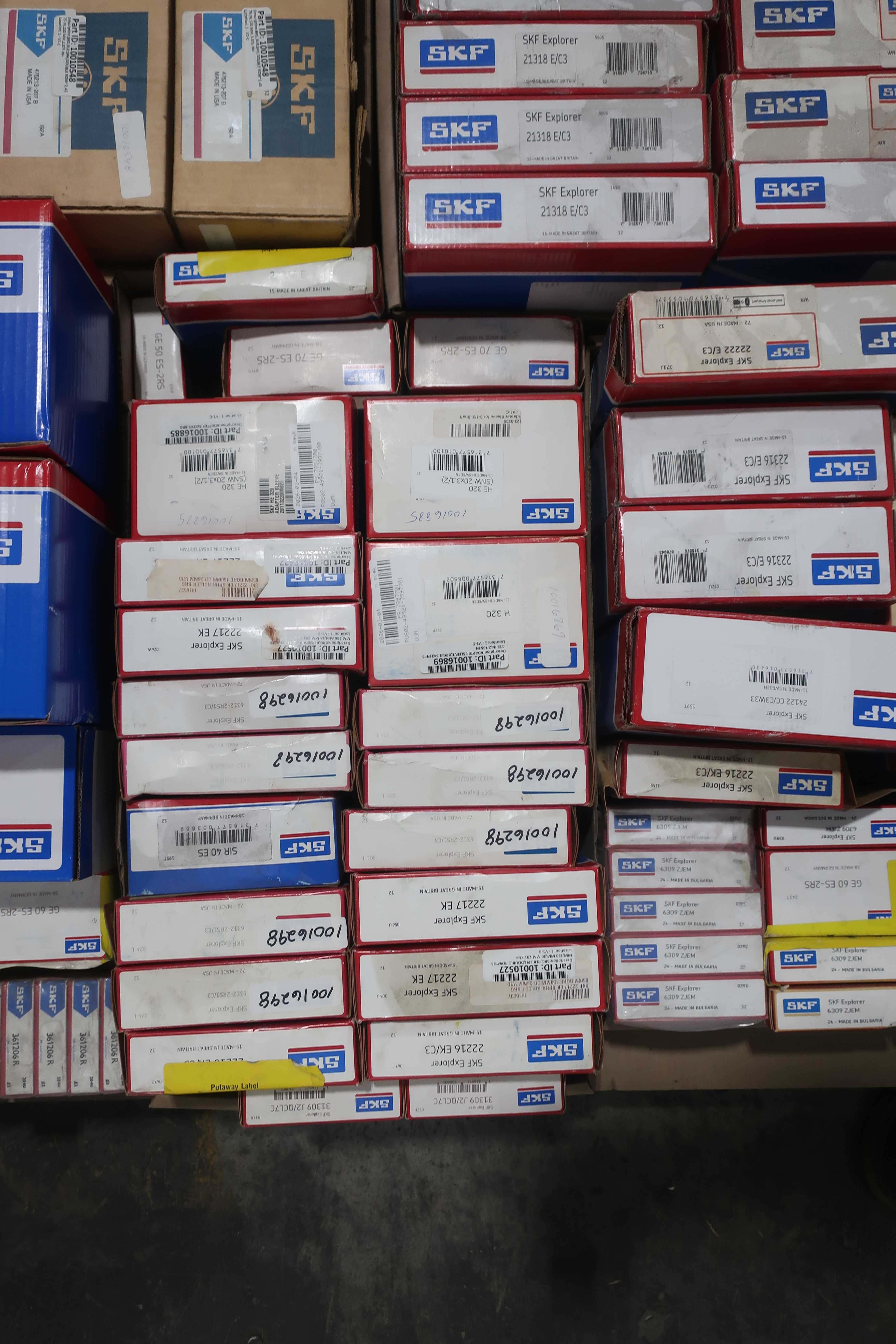 SKU 1749080 - PALLET OF ASSORTED SKF BEARINGS - BEARINGS