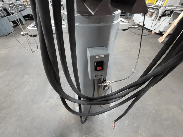 BRIDGEPORT SERIES 1 VERTICAL MILL 48X9IN TBL 1.5HP 60-4200RPM - VERTICAL MILLING MACHINES