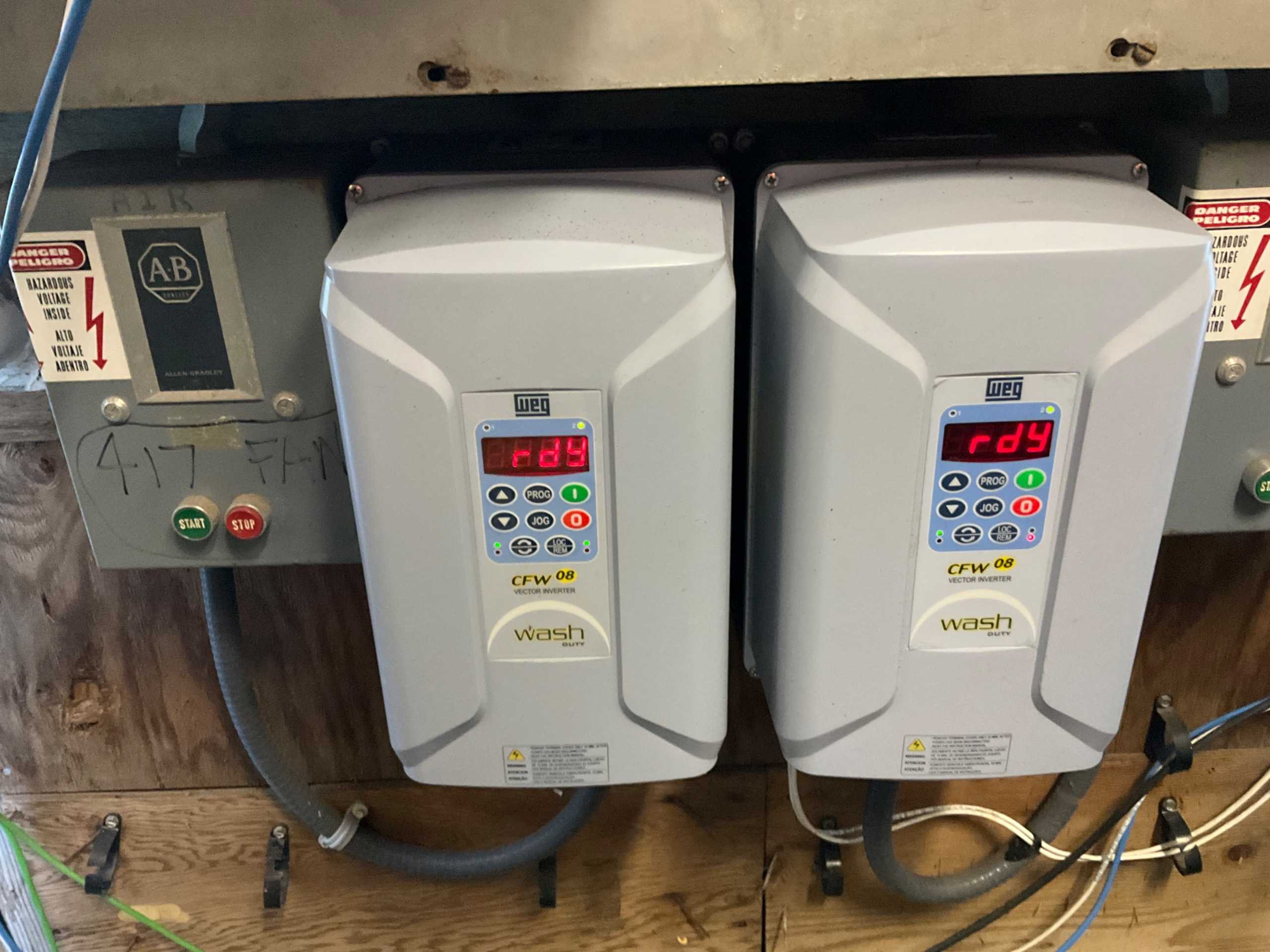 BULK QTY OF AUTOMATION & CONTROLS - AUTOMATION & CONTROLS
