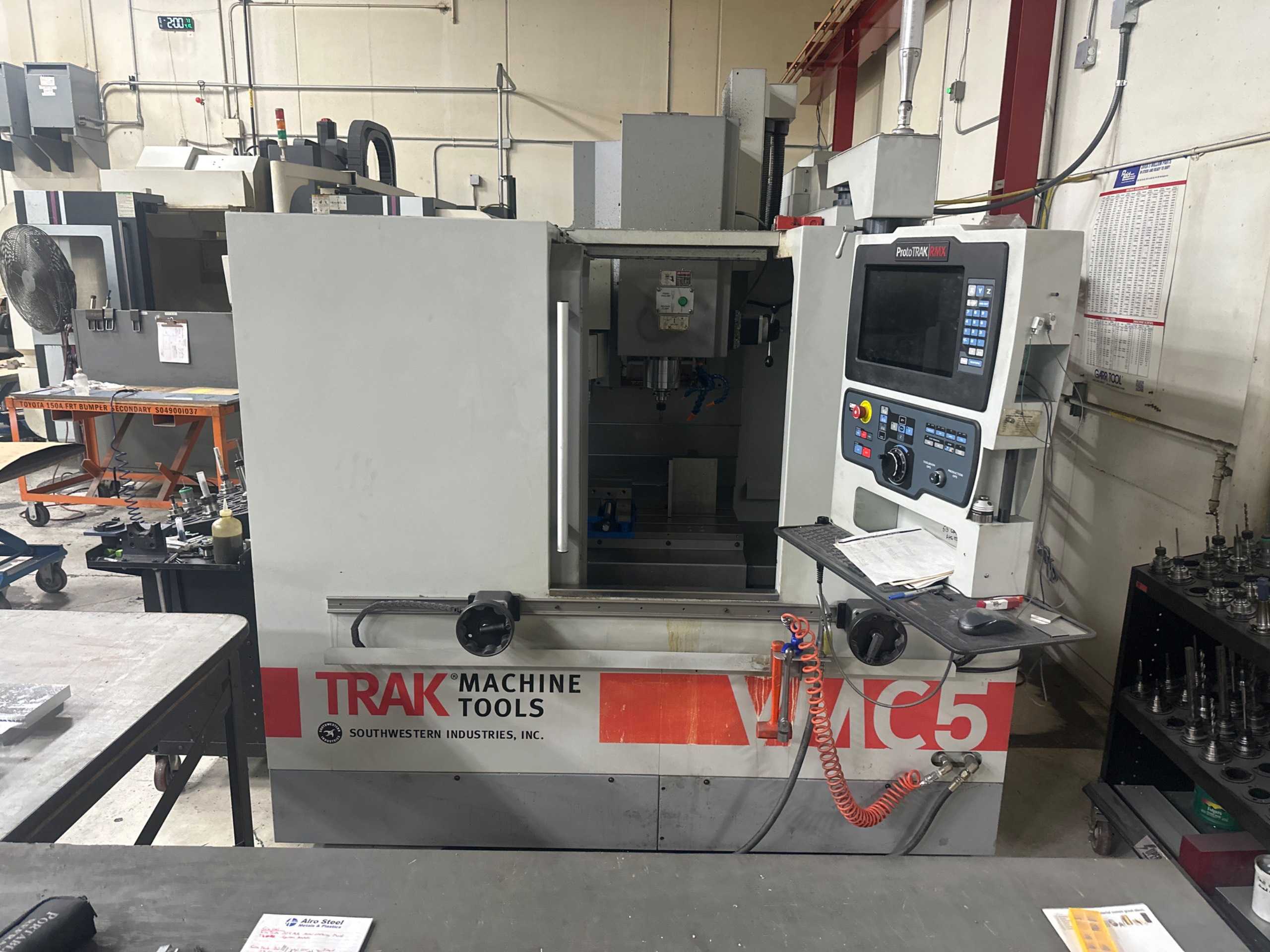 TRAK VMC5 VERTICAL MACHINING CENTER, 20X16X20IN, 8K RPM, CAT40, 16 ATC, PROTOTRAK RMX CNC - VERTICAL MACHINING CENTERS