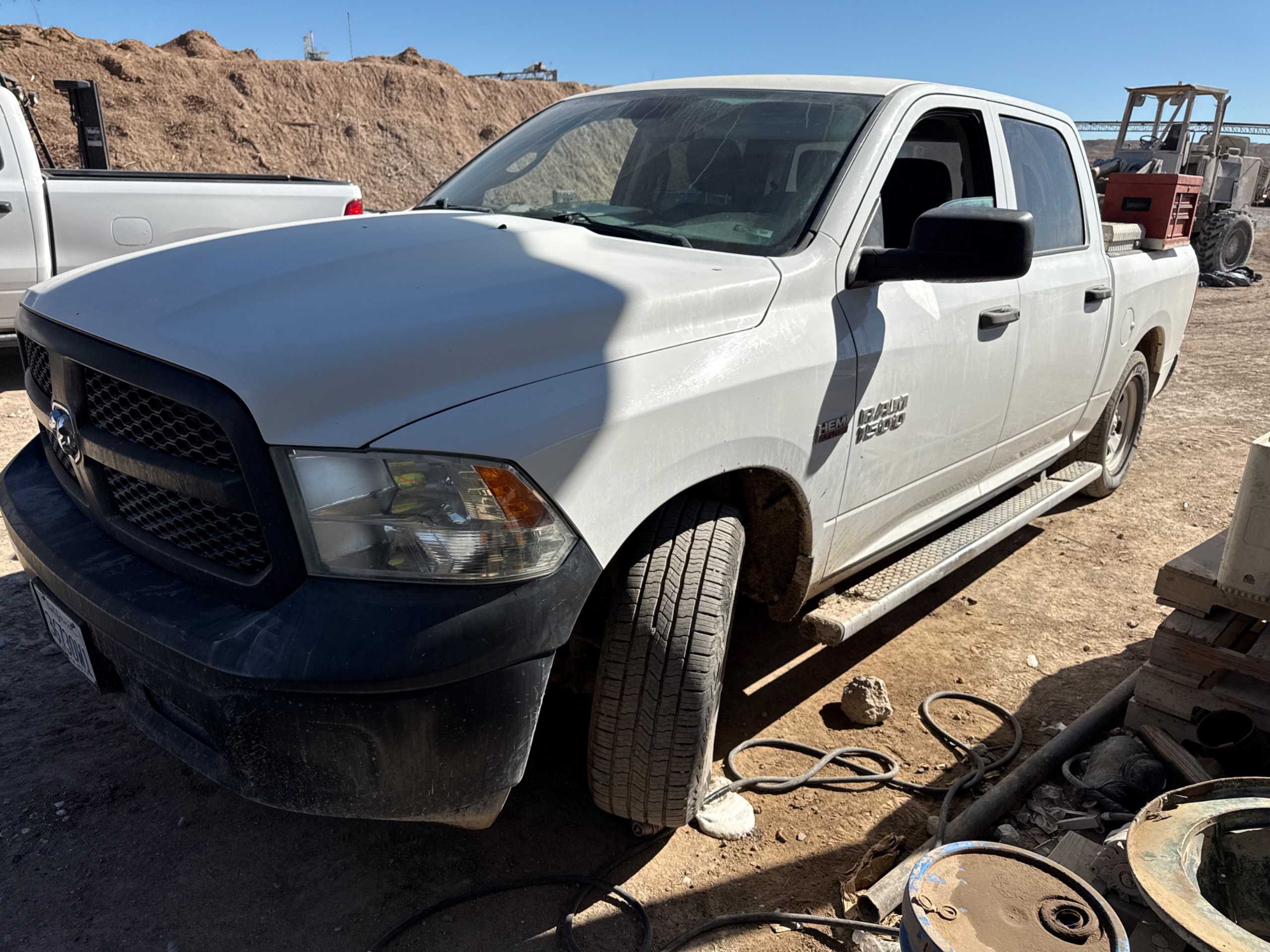 2015 RAM 1500 PICKUP TRUCK - PICKUP TRUCKS