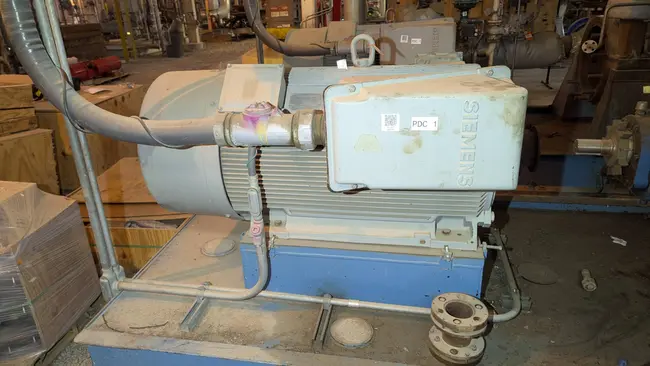 SIEMENS 300 HP INDUCTION MOTOR - undefined