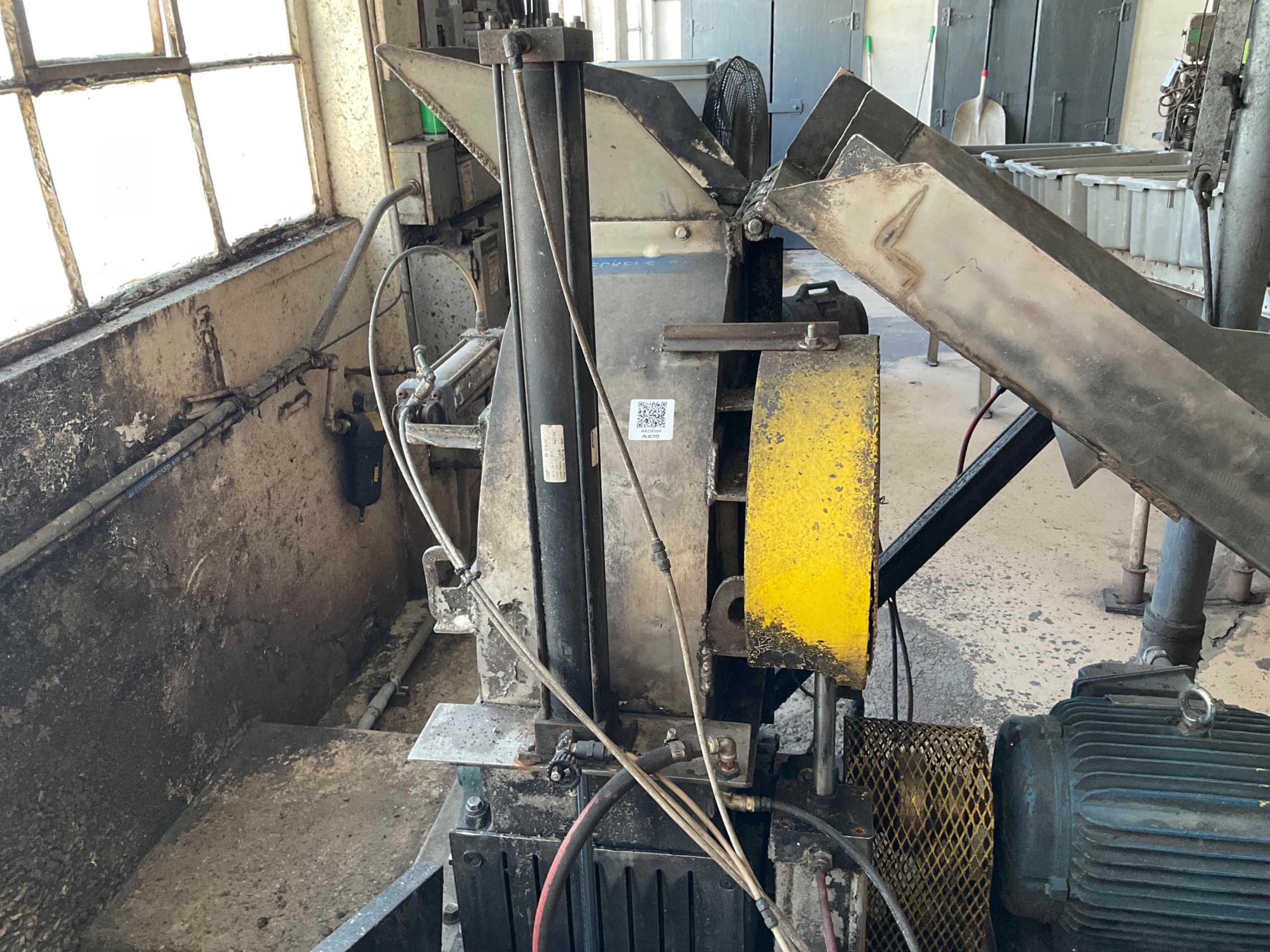 BEET SLICING SAW - SLICER