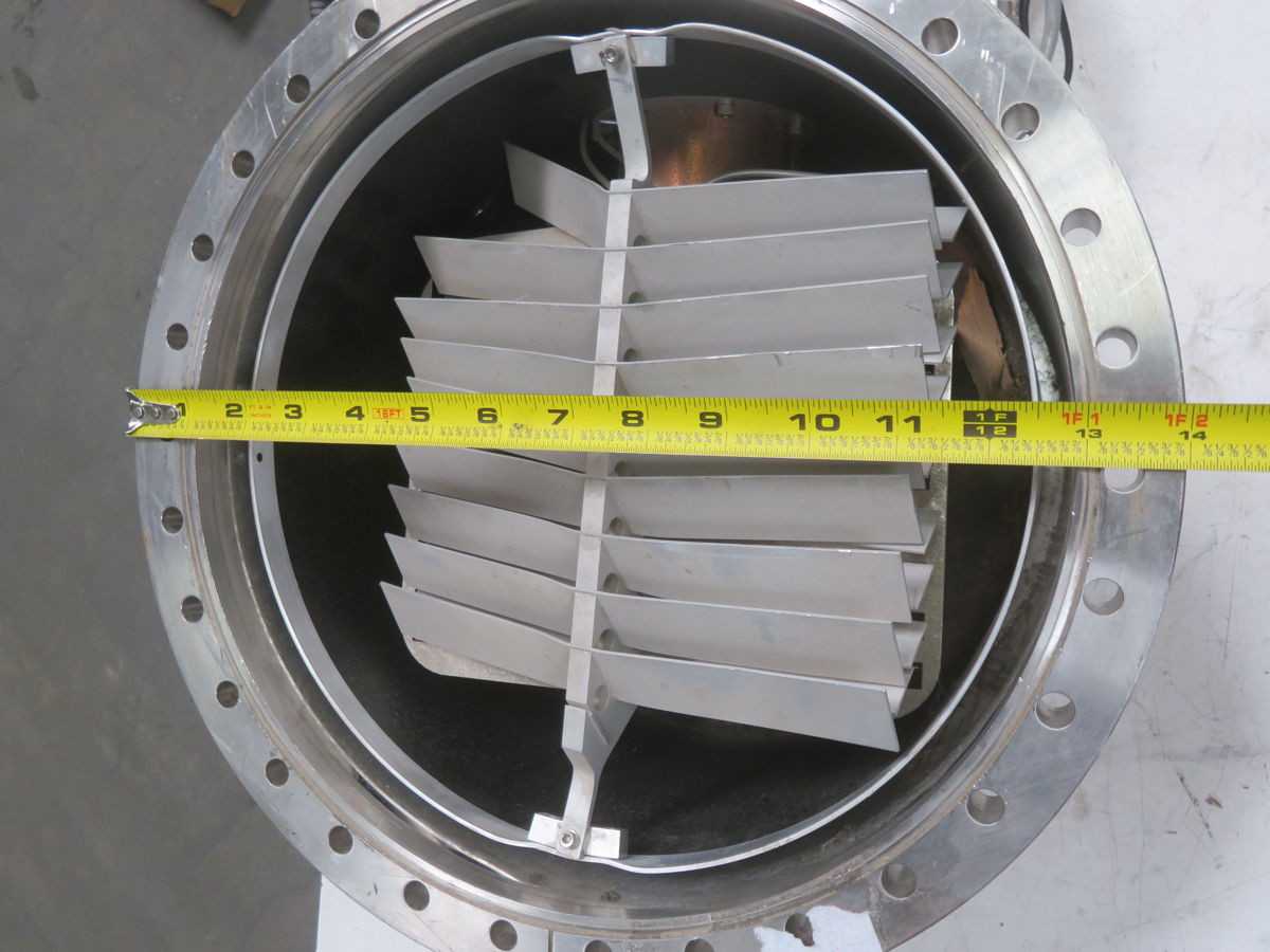 GENESIS 300L 525-140 CRYO VACUUM PUMP, 1200 L/S N2, 4000 L/S H2O, <1X10⁻⁸ TORR ULT PRESS, 40 KG WEIGHT - VACUUM PUMP