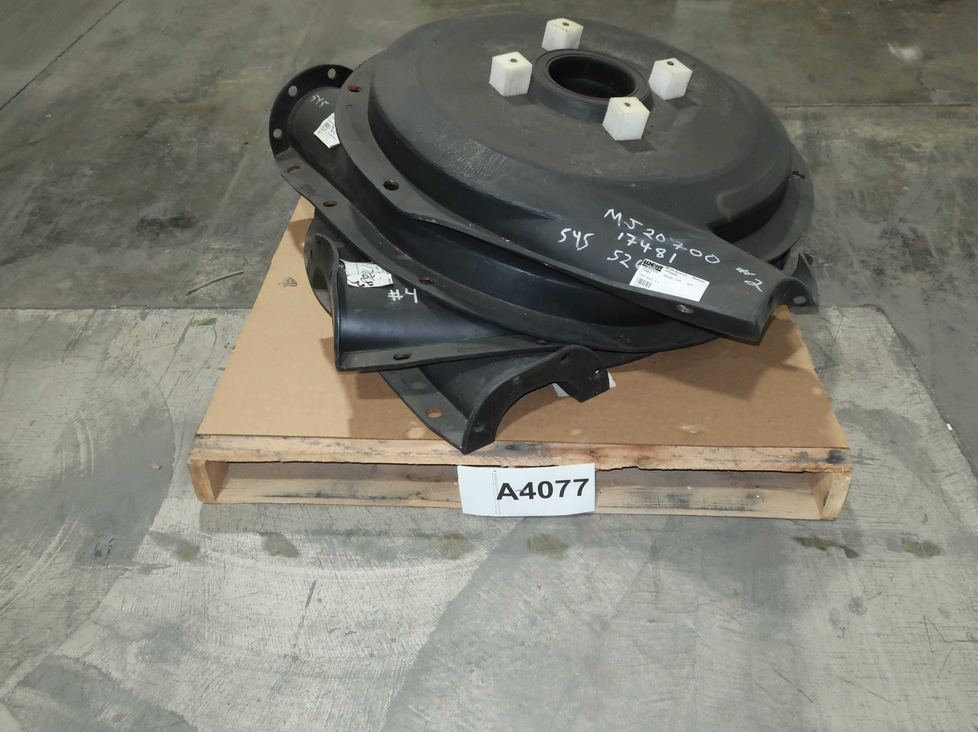 LOT OF 4 WEIR 6" H-P LINERS, 17481, 17469 - PUMP REPLACEMENT PARTS