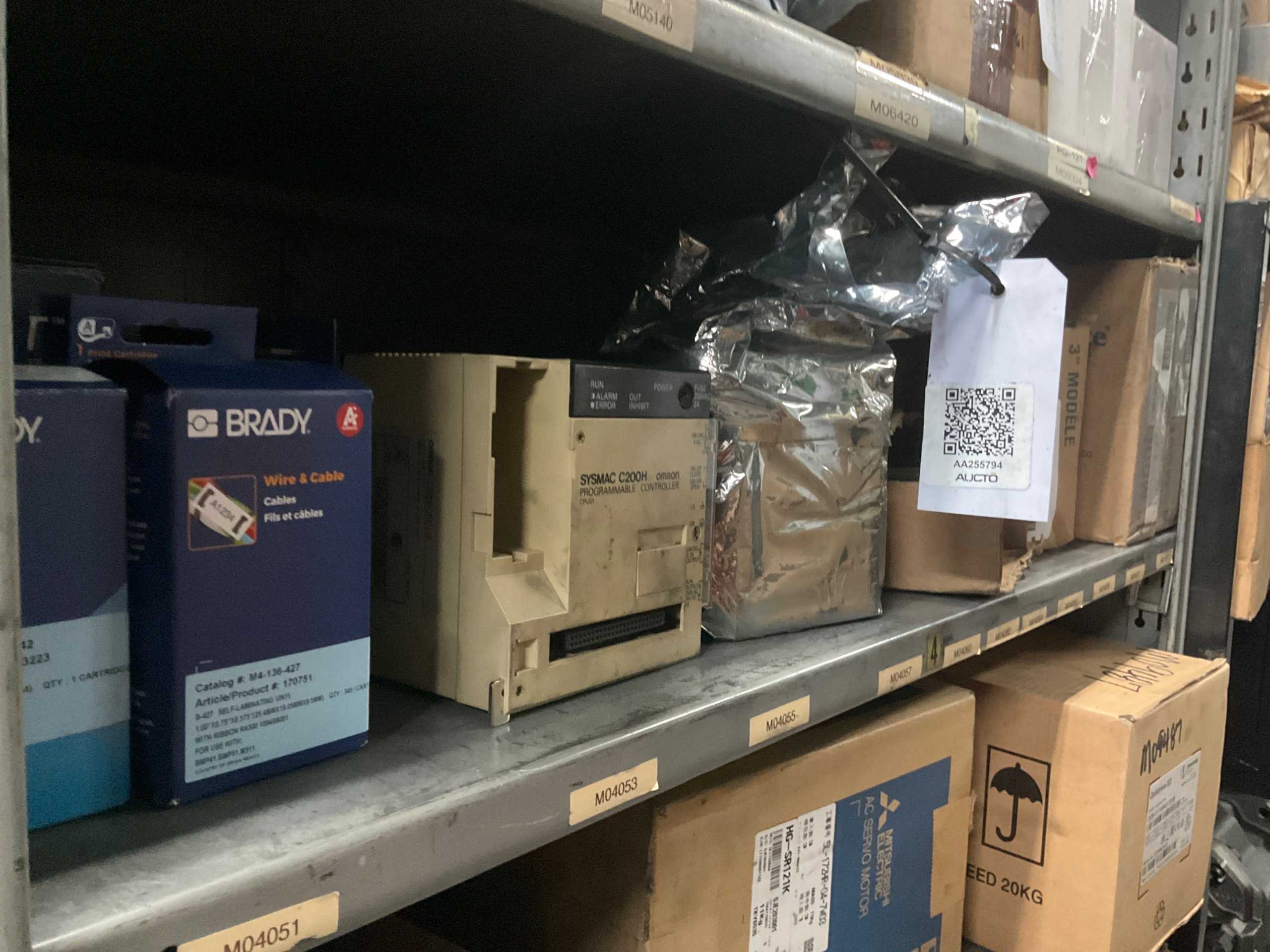 BULK QTY OF INDUSTRIAL PARTS