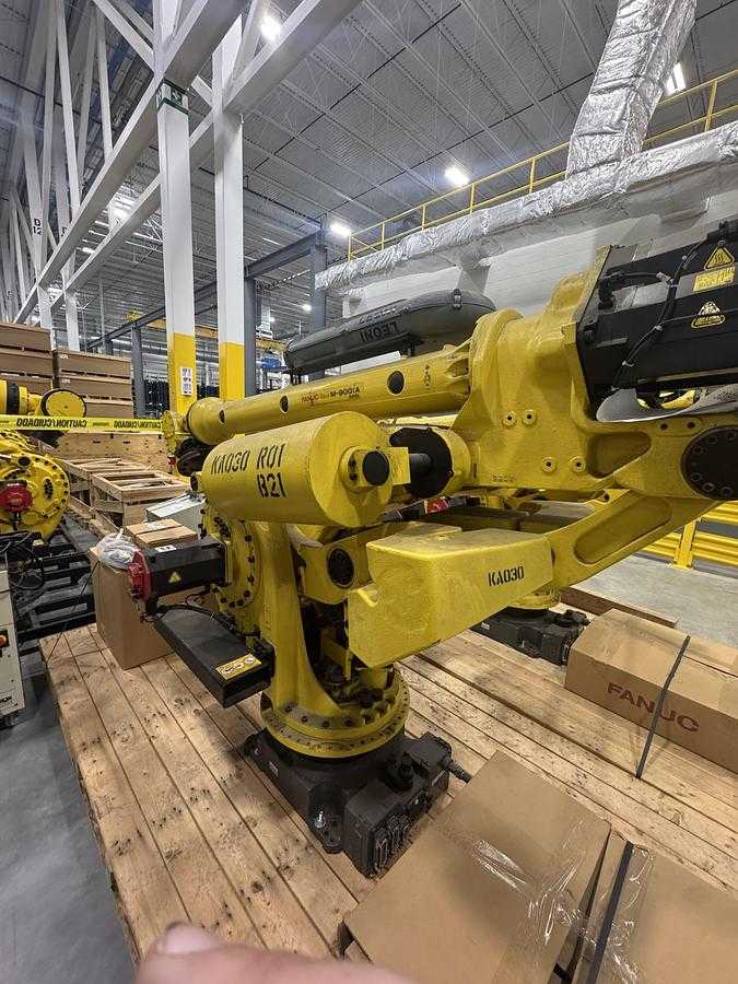 2014 FANUC M-900IA/400L ARTICULATED ROBOT, 400KG PAYLOAD, 3625MM REACH, R-30IA CONTROL - ARTICULATED ROBOTS