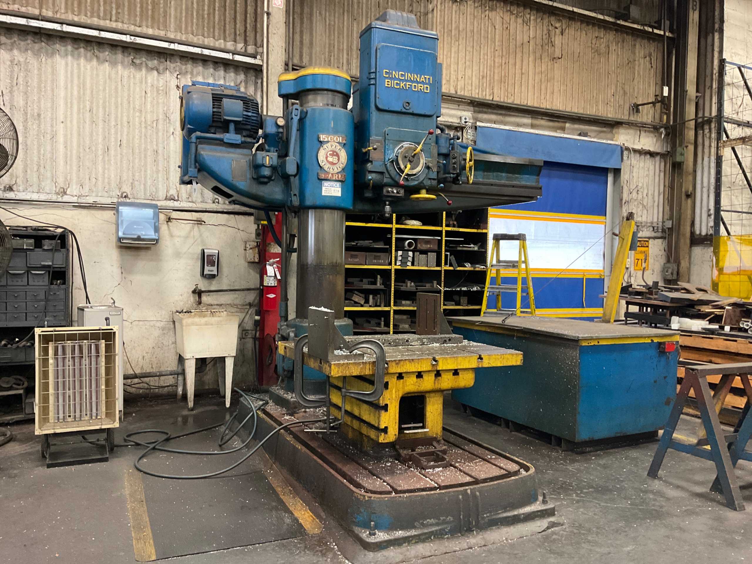 CINCINNATI BICKFORD RADIAL ARM DRILLING MACHINE - RADIAL ARM DRILLING MACHINES
