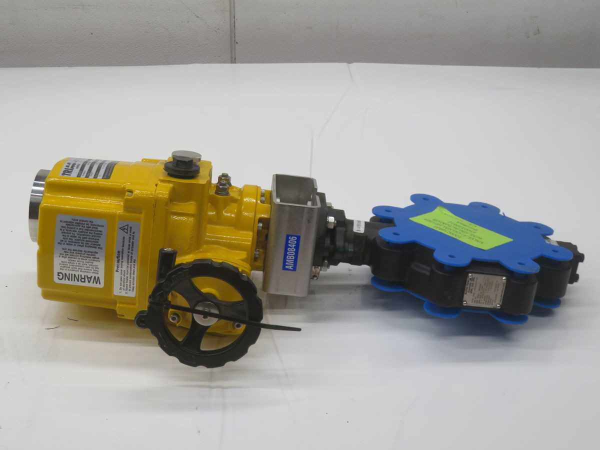 TRIAC XE-690AXL EL. ACTUATOR, 690 IN-LBS TORQ, 24VDC, 11S 90D, NEMA 4X, IP67, ISO F07/10, 17MM SQ - ACTUATOR