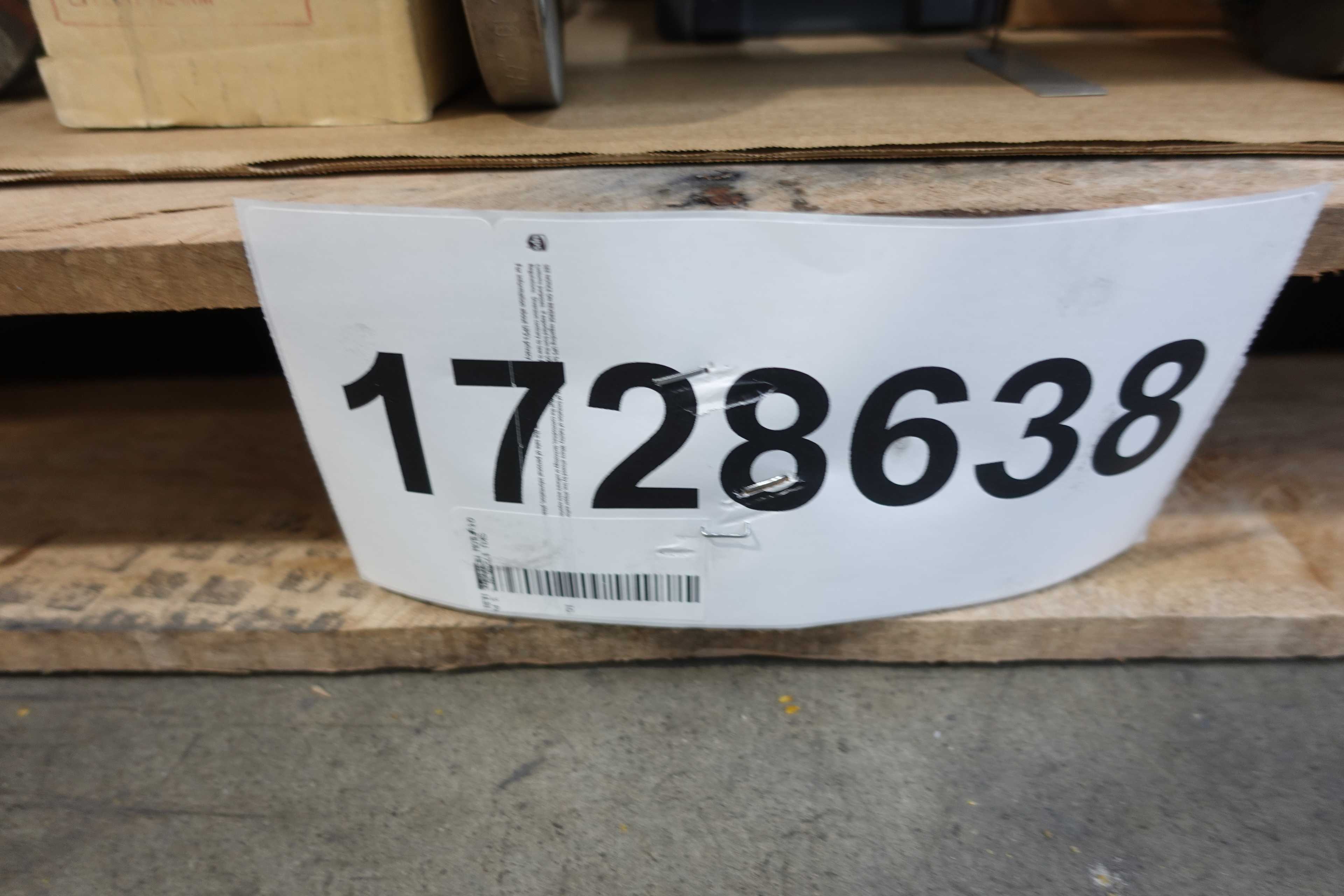 SKU 1728638 - 2 PALLETS OF ASSORTED FLOW METERS - FLOW METER