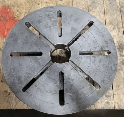 20IN SLOTTED LATHE FACE PLATE W/ 3.25IN THROUGH HOLE AND D1-11 CAMLOCK MOUNT - MACHINE TOOLING